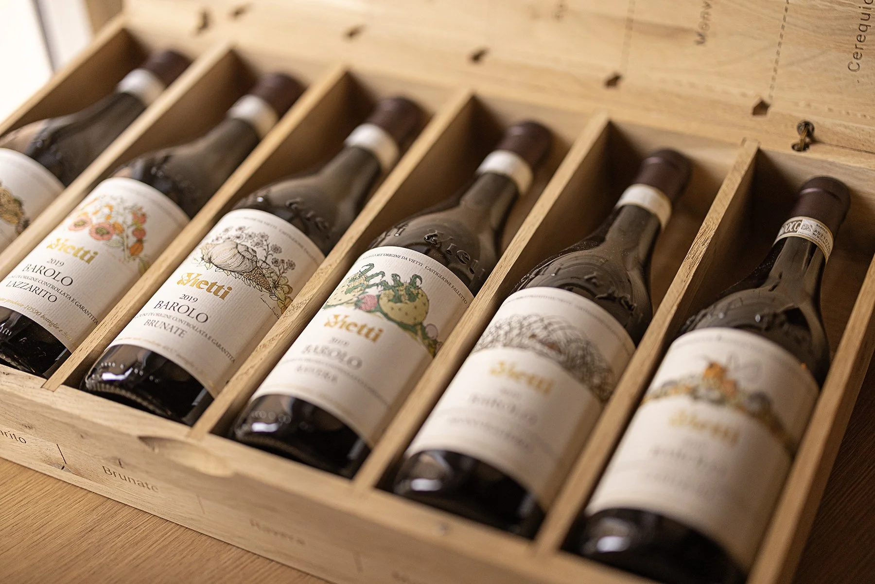 Vietti_2921 copy.jpg