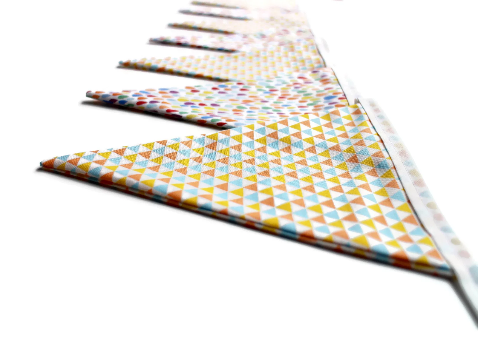 Orange_yellow_geometric_bunting.jpg