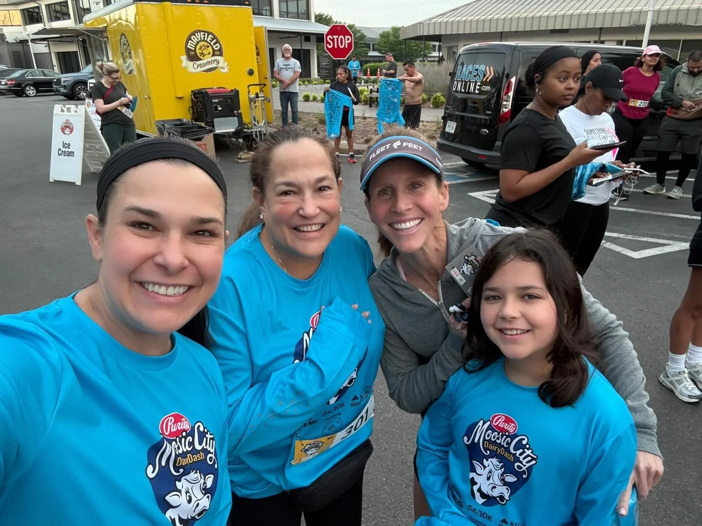 When Micah shows up to run a 10k downtown together!🏃&zwj;♀️&zwj;➡️🏃&zwj;♀️&zwj;➡️🏃&zwj;♀️&zwj;➡️