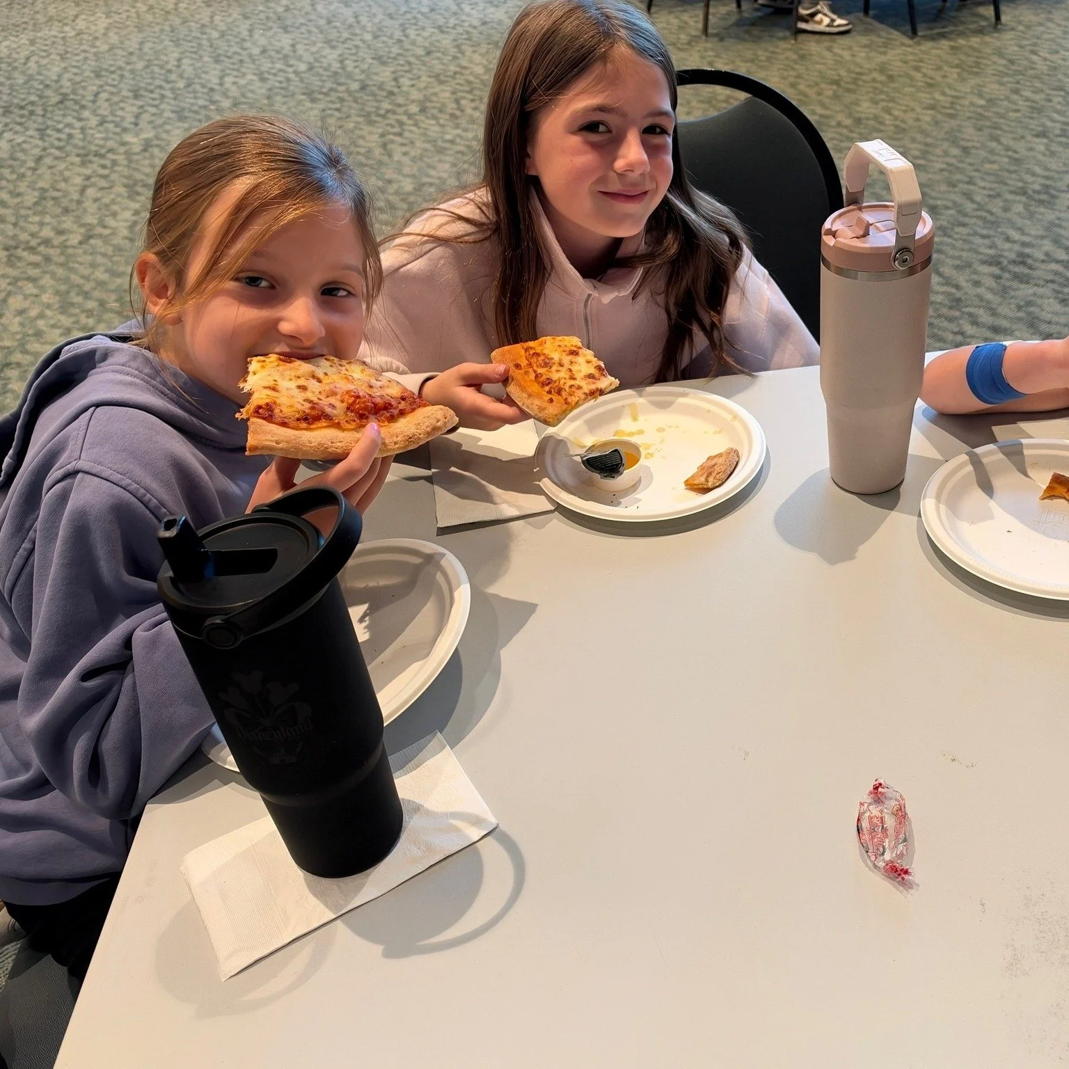 Last night kicked off Midweek Hebrew at JLAB, and the evening was filled with so much joy! From the buzz of excited voices and shared laughter to pizza around the table and Hebrew learning in action, it was a wonderful evening of connection, communit