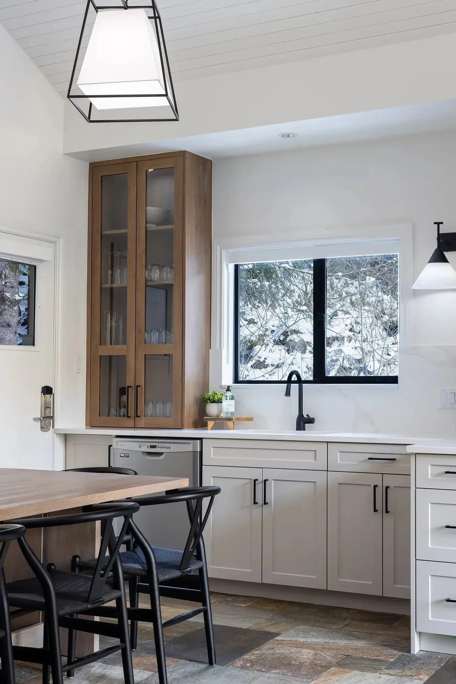 Tatianna-Interiors_Portfolio_Gondolla-Way_image-26.webp
