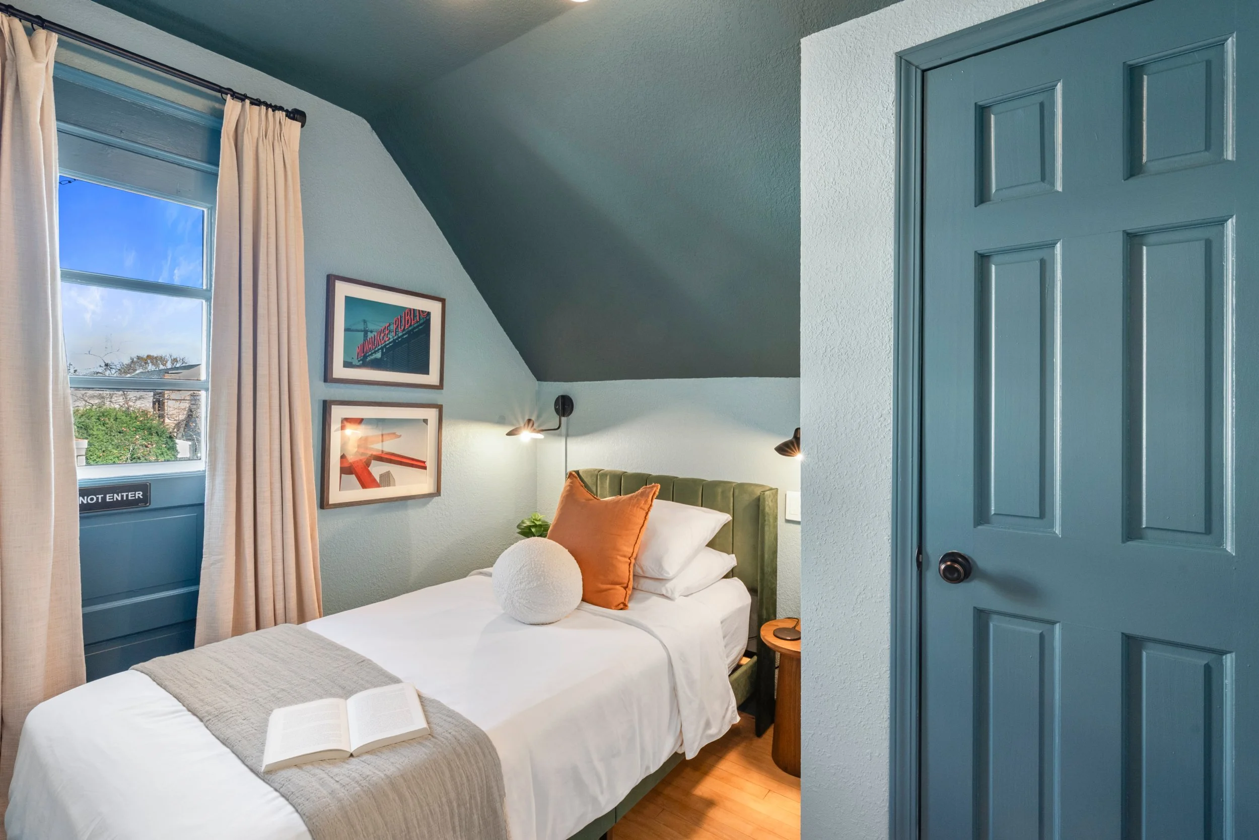 2408 E Belleview place-13.JPG