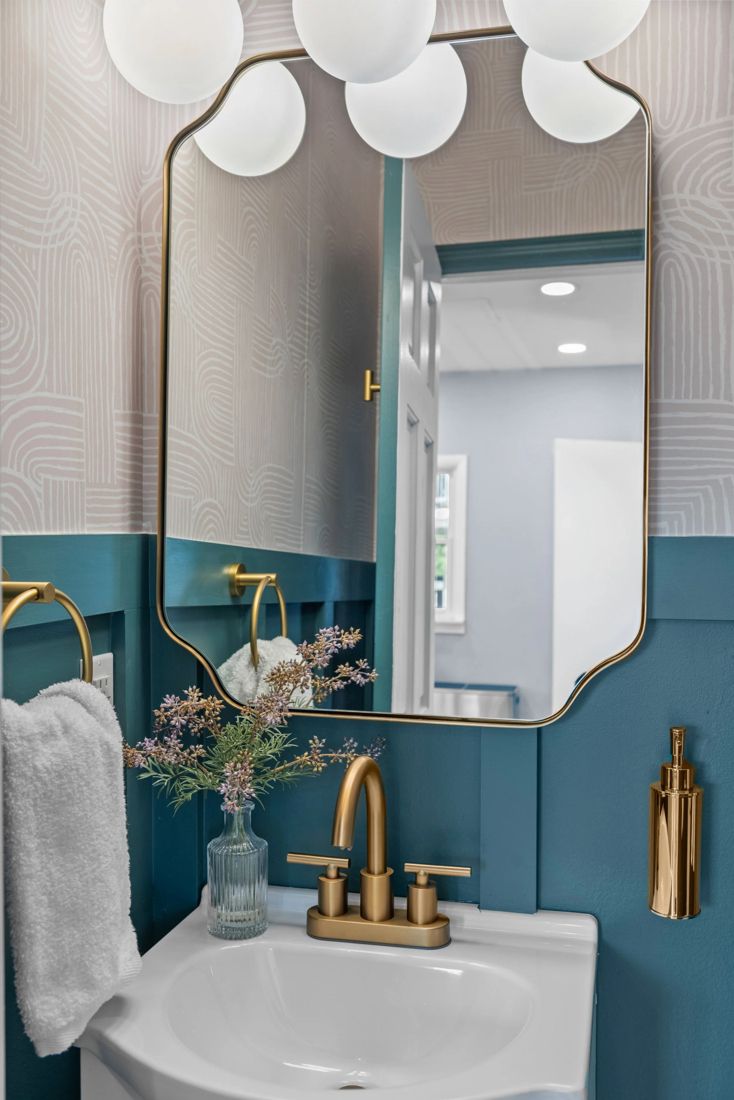 2408 E Belleview place-44.JPG