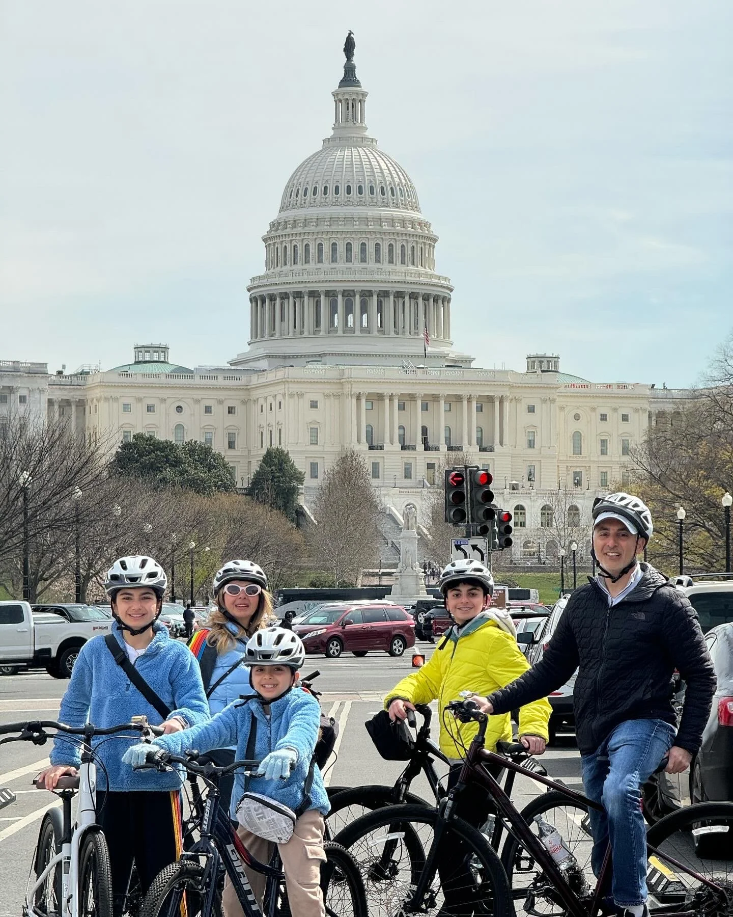 DC3 Pic Family & Capitol Photo.JPG
