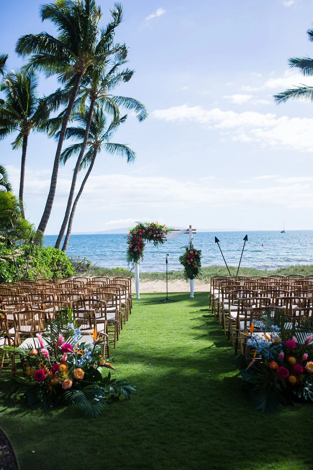 TSMauiWeddingSugarBeachbyJennMorsePhotography-8237.jpg
