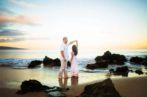 Maui Engagement Sunset Session • Tommy &amp; Shy