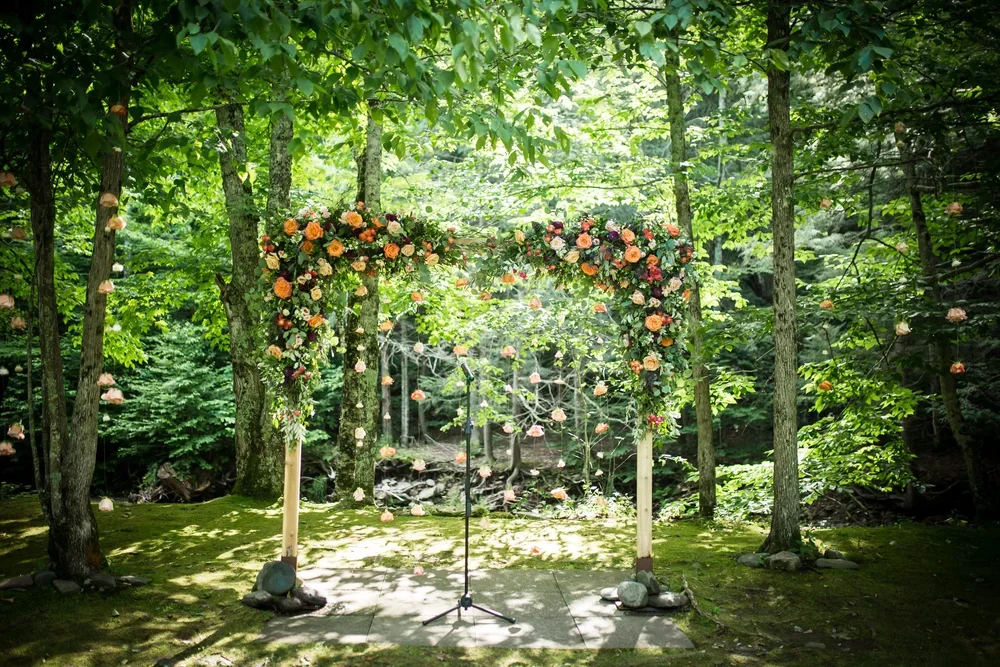 LK-Full-Moon-Resort-Jenn-Morse-Wedding-Collective-By-Jenn-52.webp