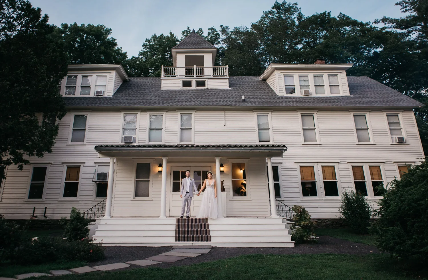 ET-Foxfire-Montain-House-Jenn-Morse-Wedding-Collective-By-Jenn-59.webp