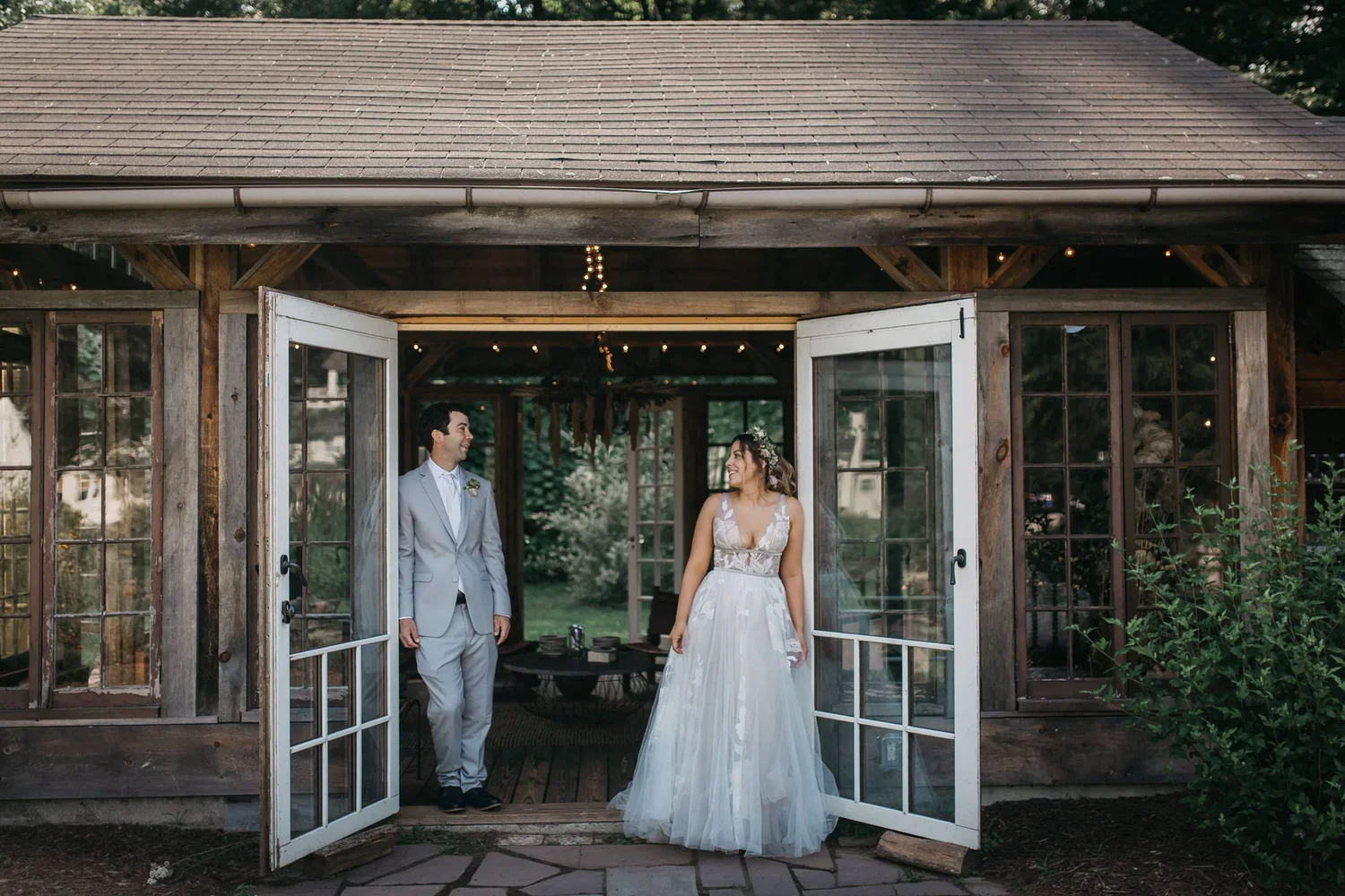 ET-Foxfire-Montain-House-Jenn-Morse-Wedding-Collective-By-Jenn-30.webp