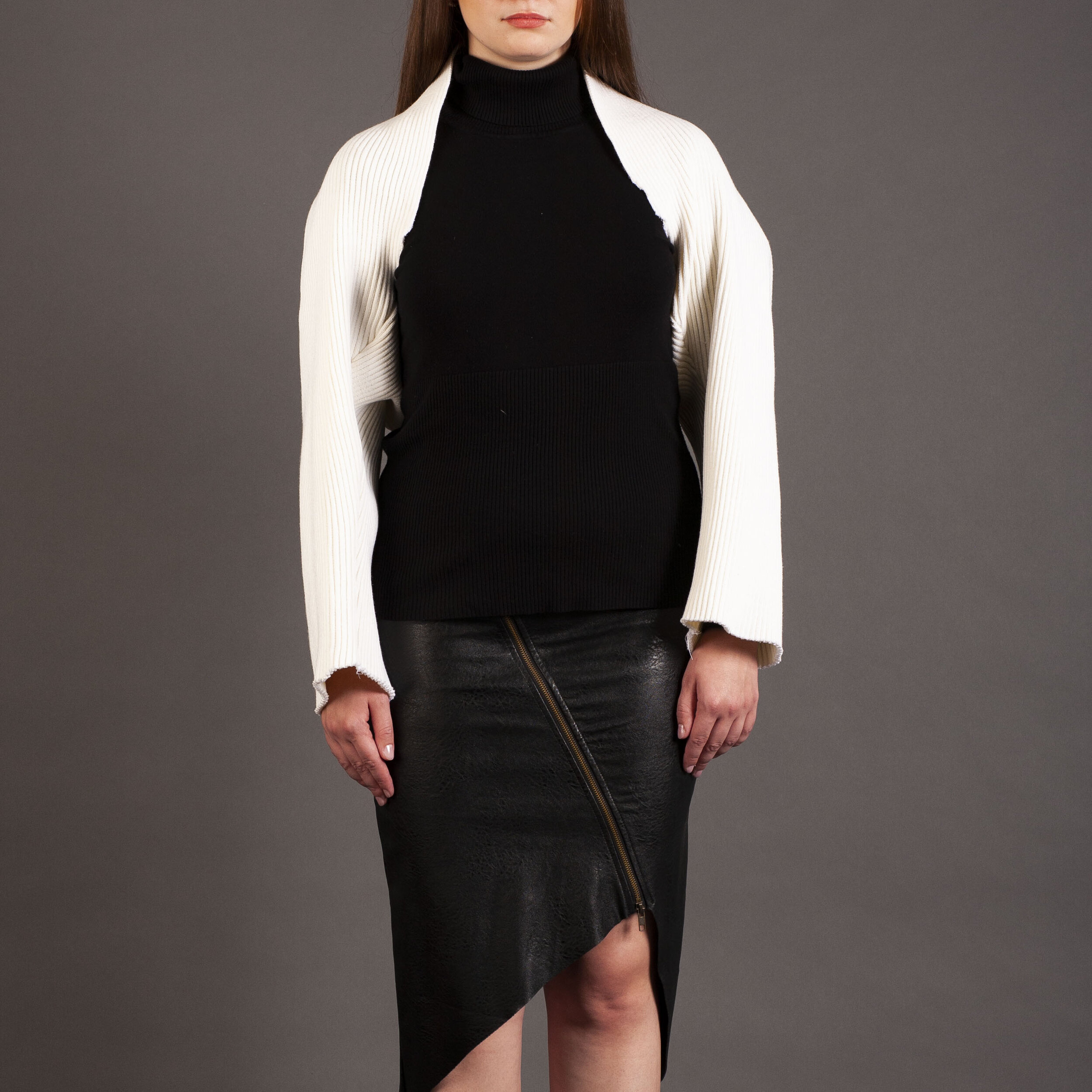 Shrug sweater with loose sleeves (sb1530)