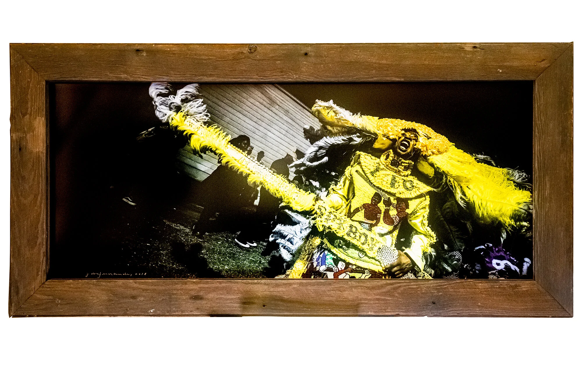 Yellow indian shout in natural wood frame