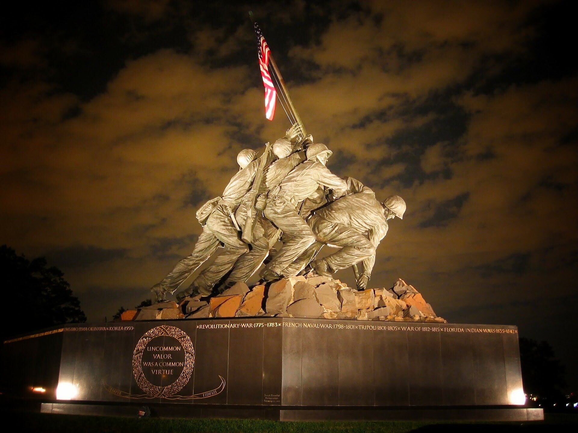 U.S. Marine Corps War Memorial