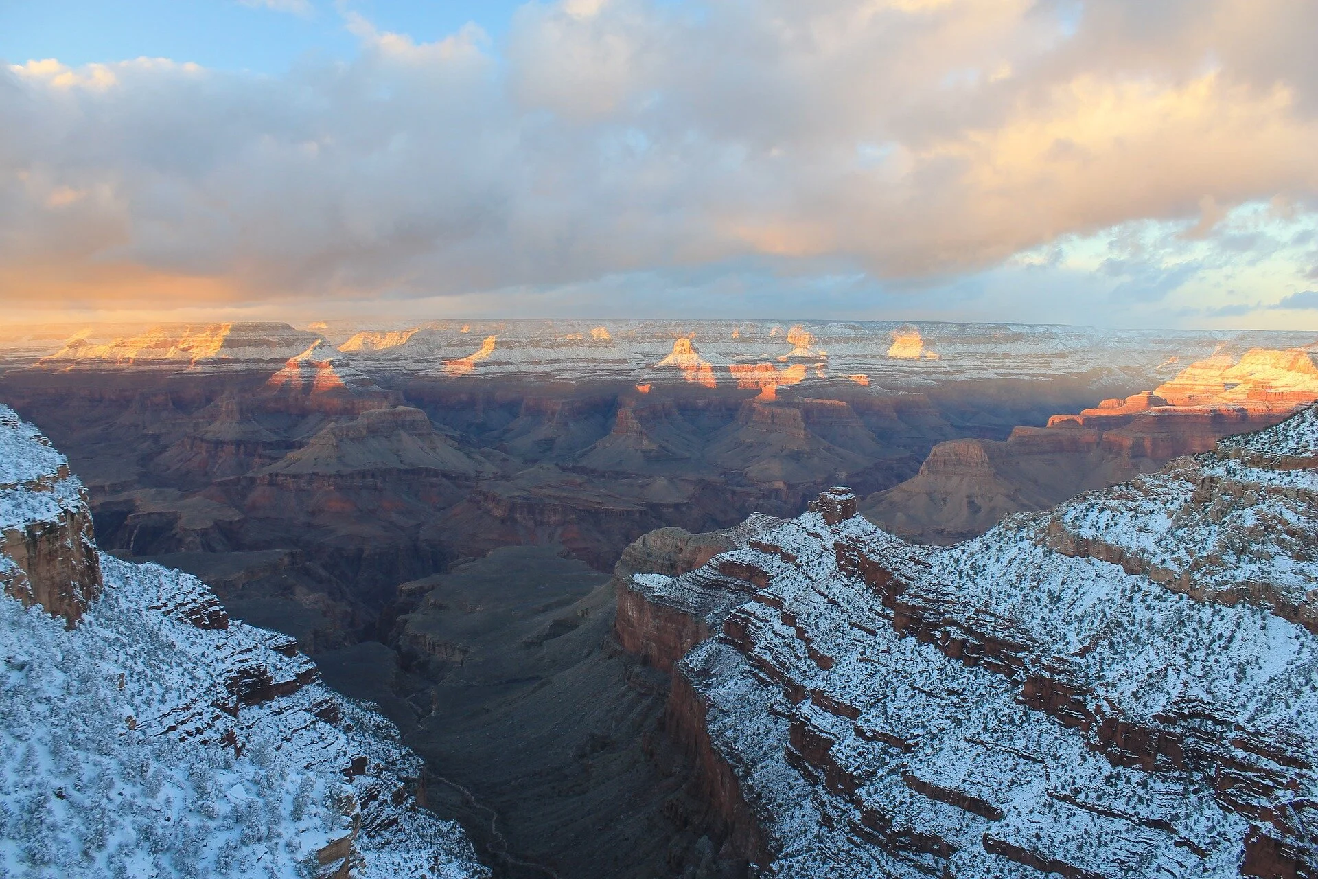 grand-canyon-2113062_1920.jpg