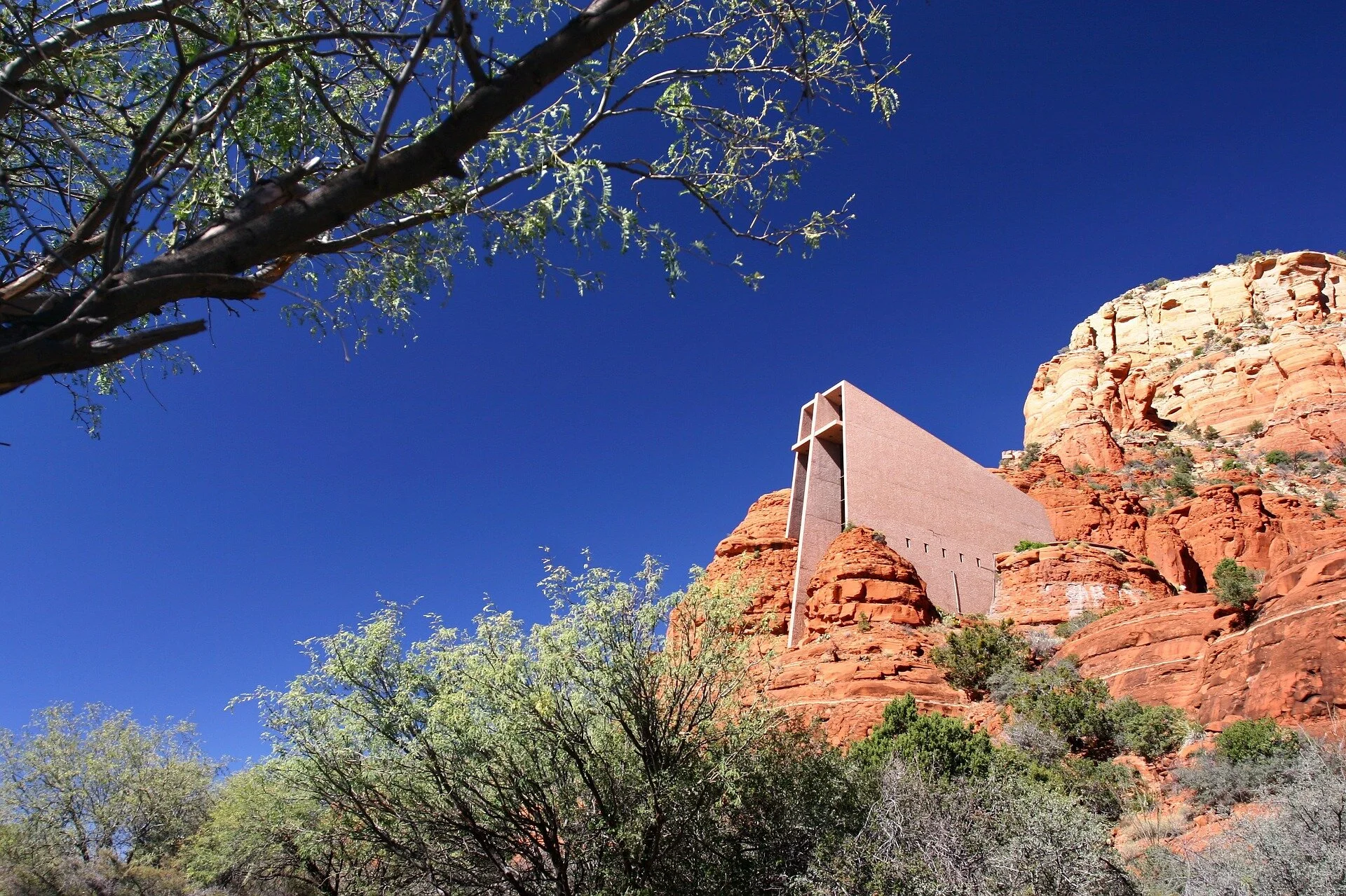 sedona-864503_1920.jpg