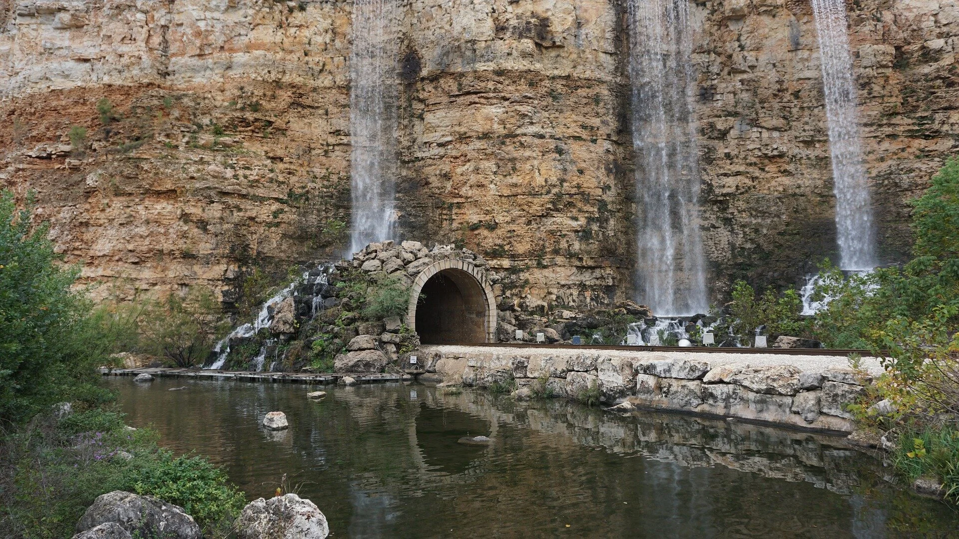 san-2856232_1920.jpg