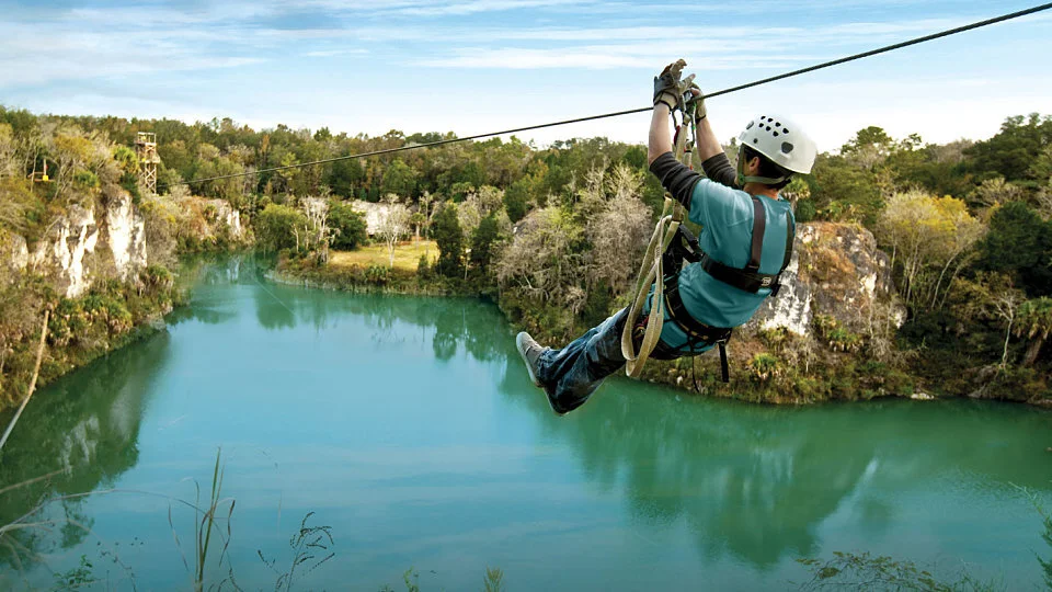 ziplining1.jpg