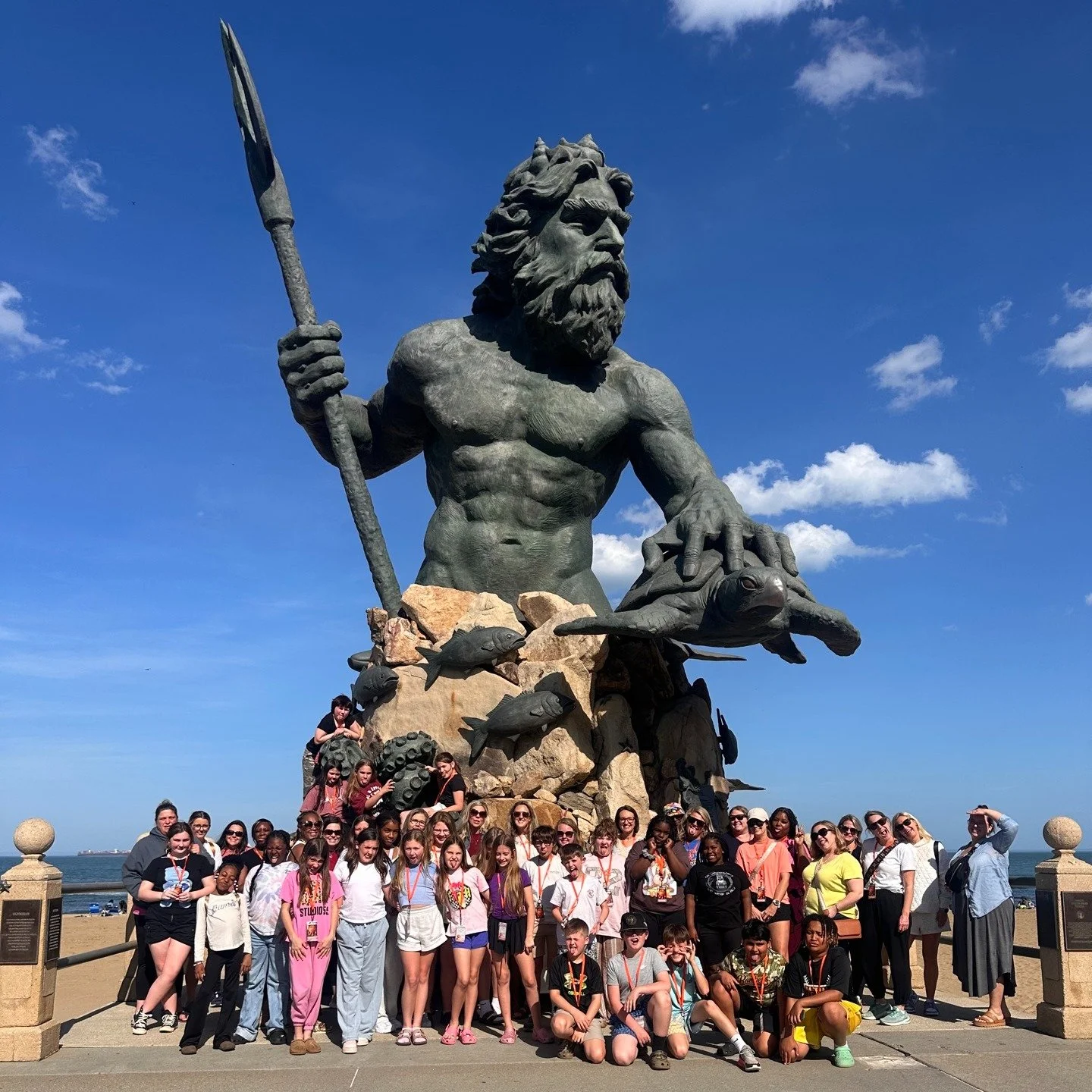 Handler Log: Week 13

Last week, the orange fleet was active across 16 different destinations, including a cross-country trip to San Francisco. In total, our Handlers managed logistics for 28 unique school movements.

Mid-Atlantic &amp; Coast:
Washin