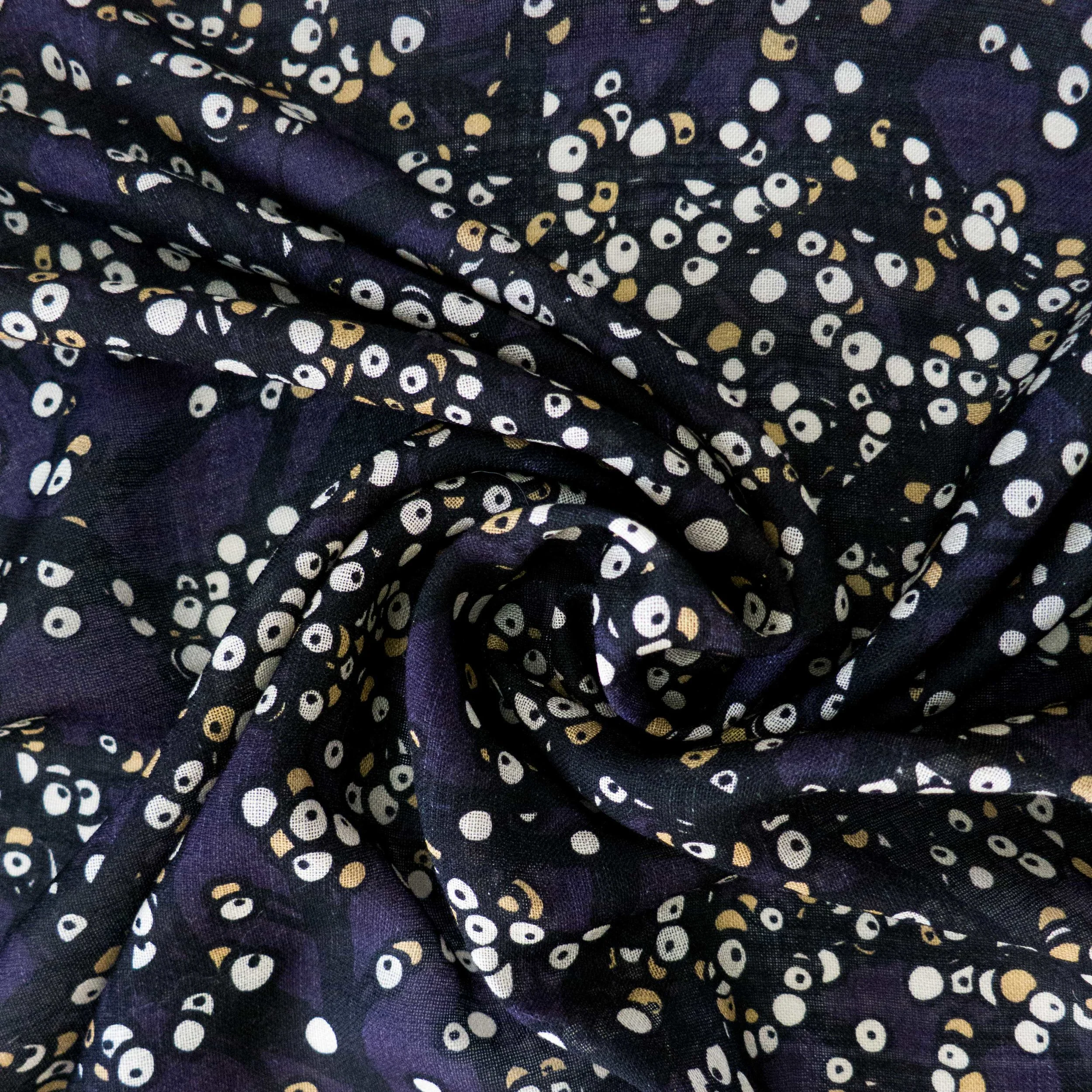 Albaquirky_berries_white_purple_05.jpg