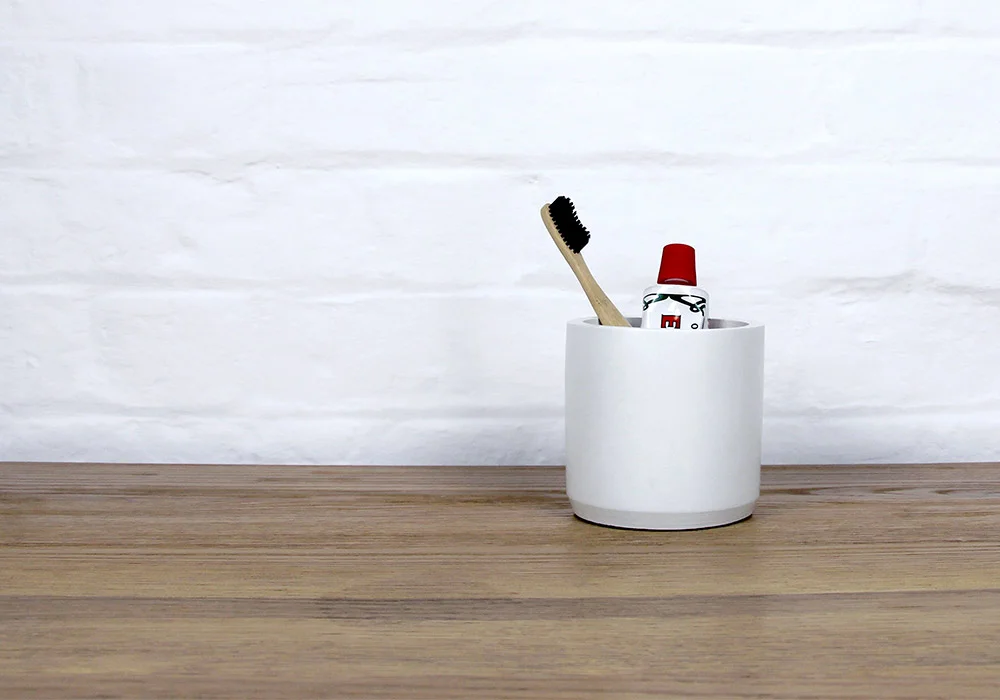 toothmug_02.jpg