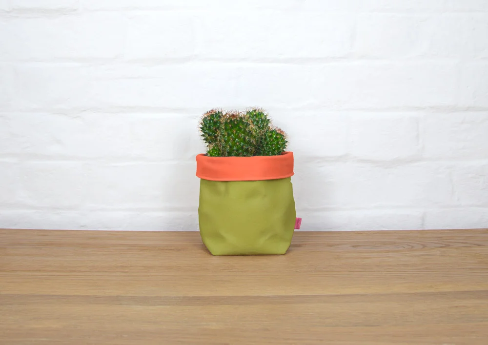 fabric_planter_and_cactus_04.jpg