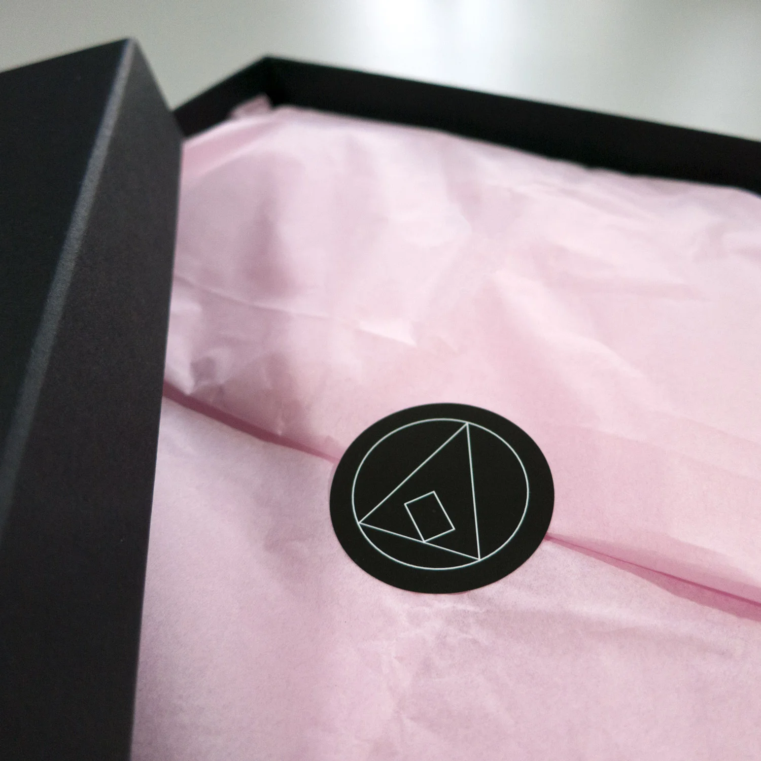 Albaquirky_Box_06.jpg