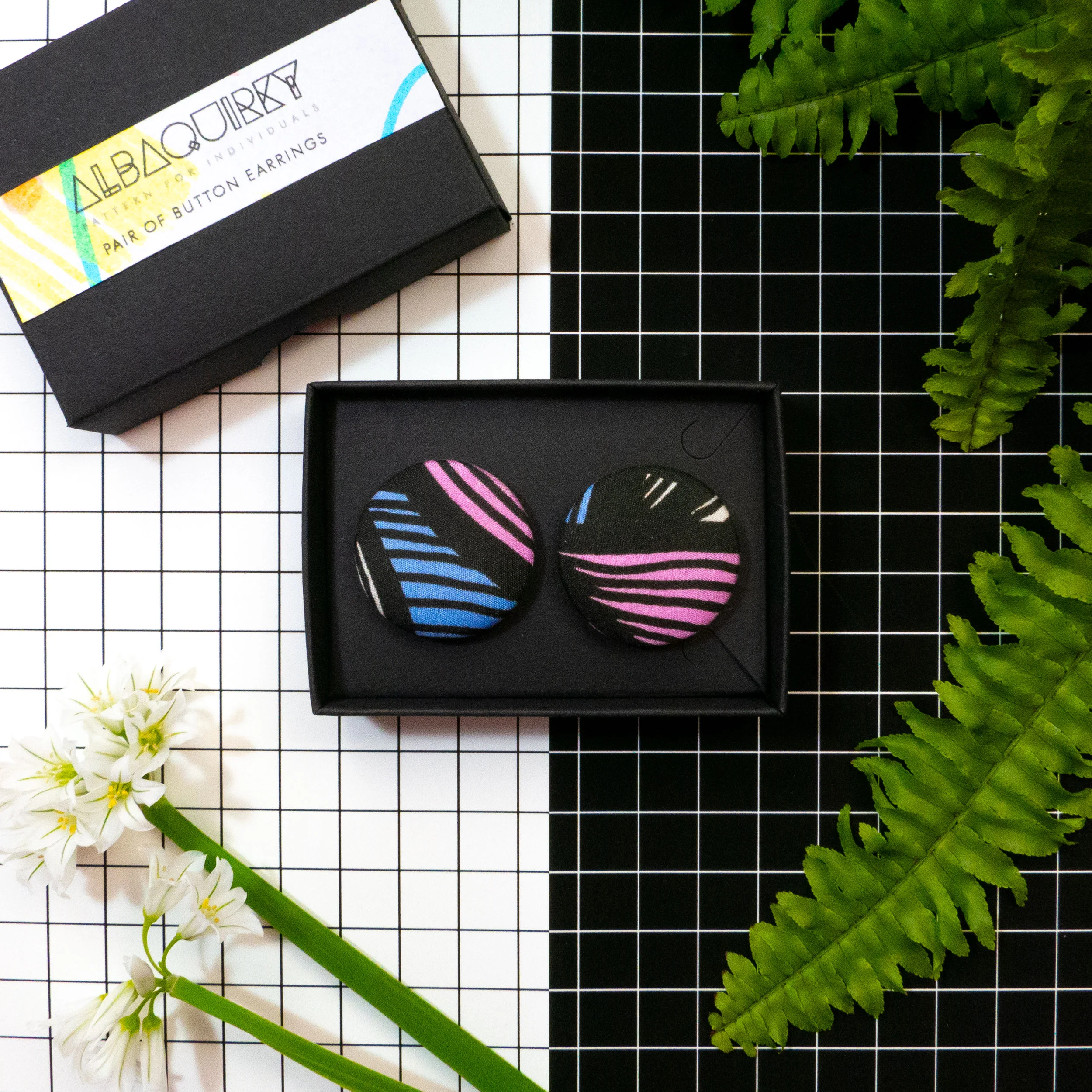 01_Earrings_Leaf_Stripe.jpg
