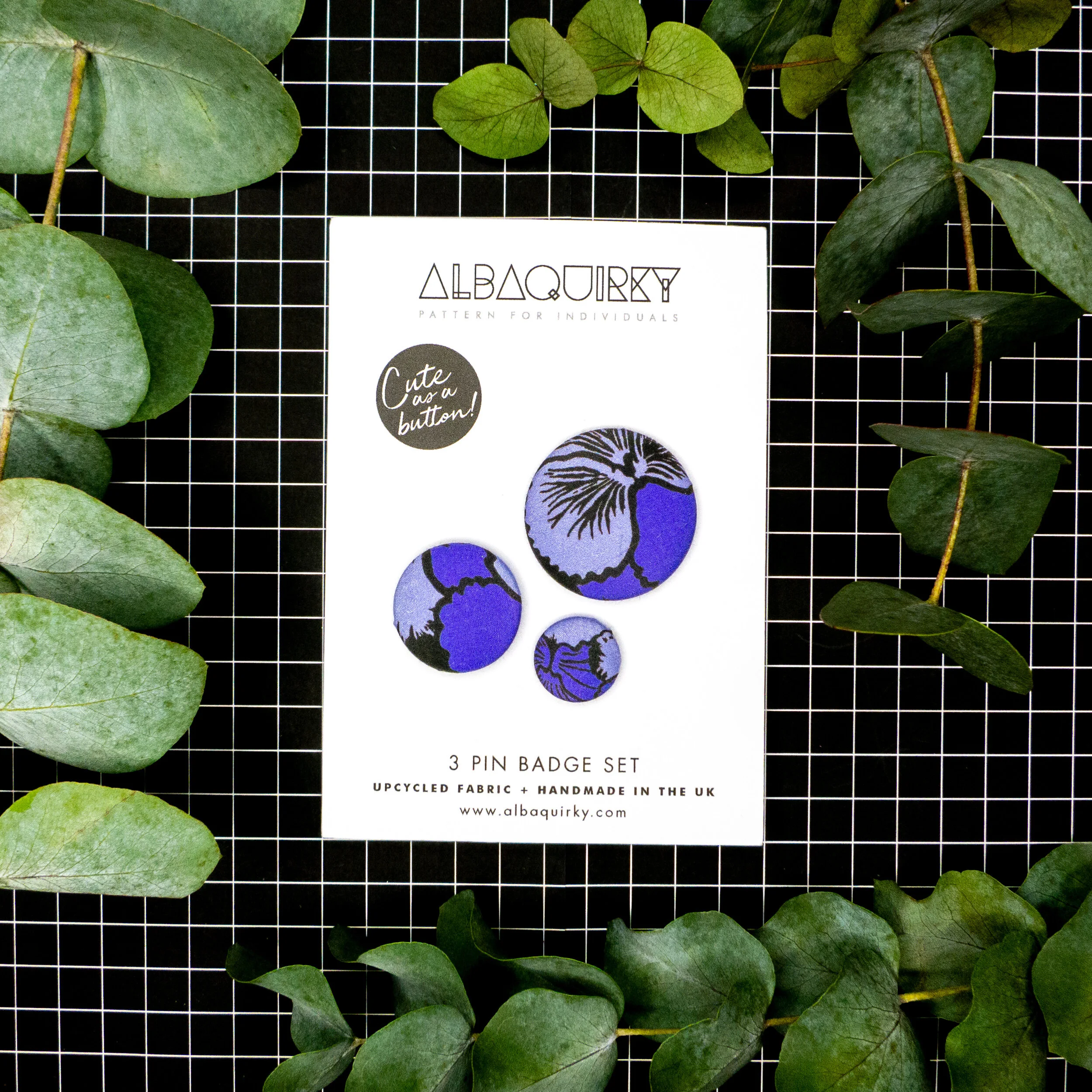 01_albaquirky_pin_badge_pansy.jpg