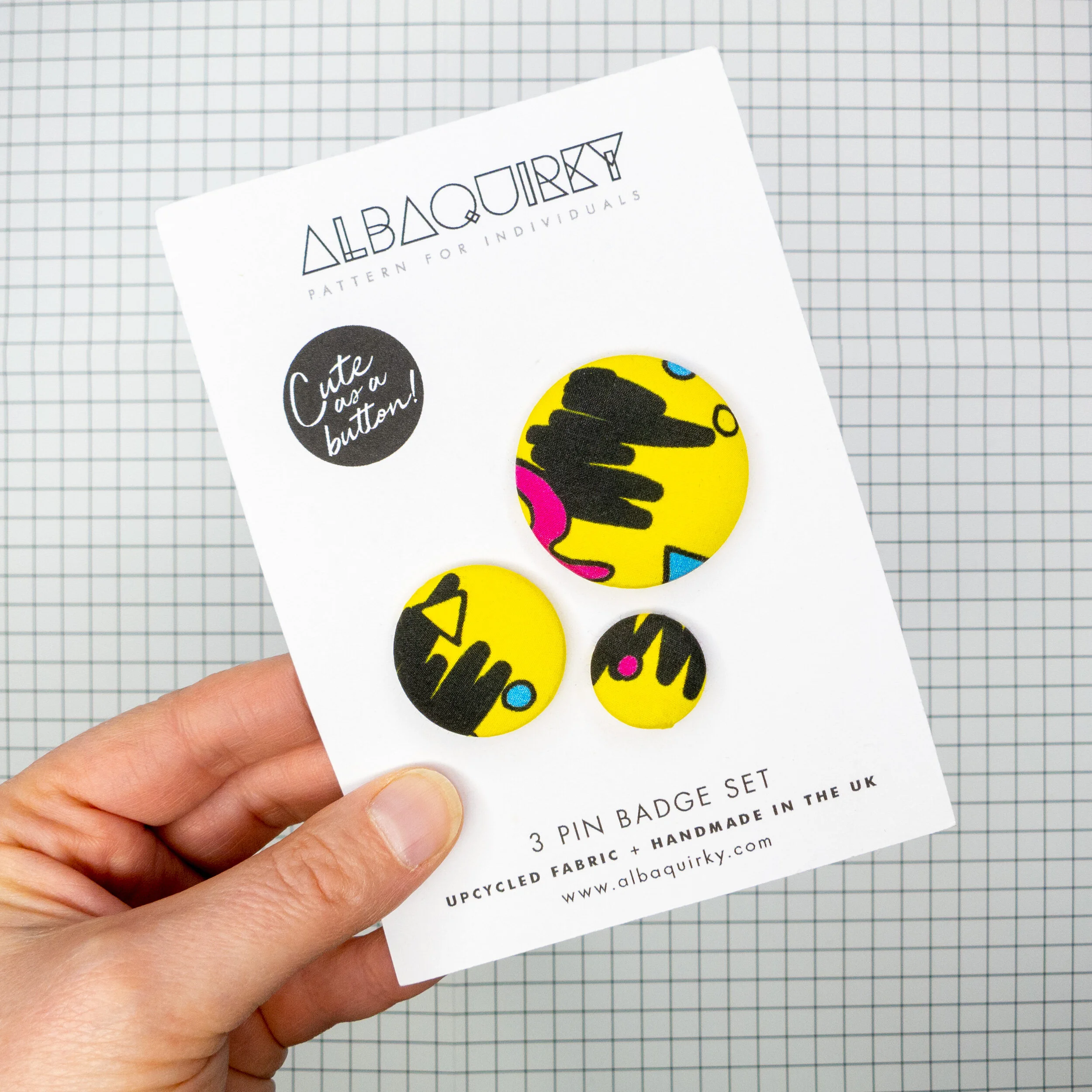 05_albaquirky_pin_badge_memphis.jpg
