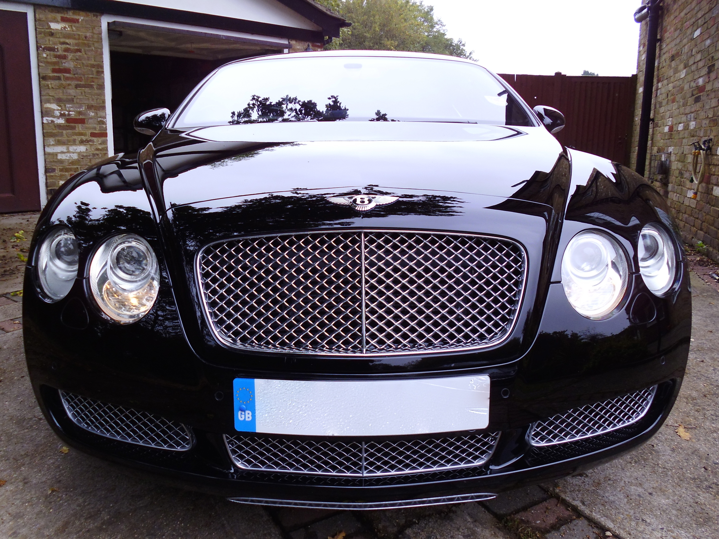 Bentley GT