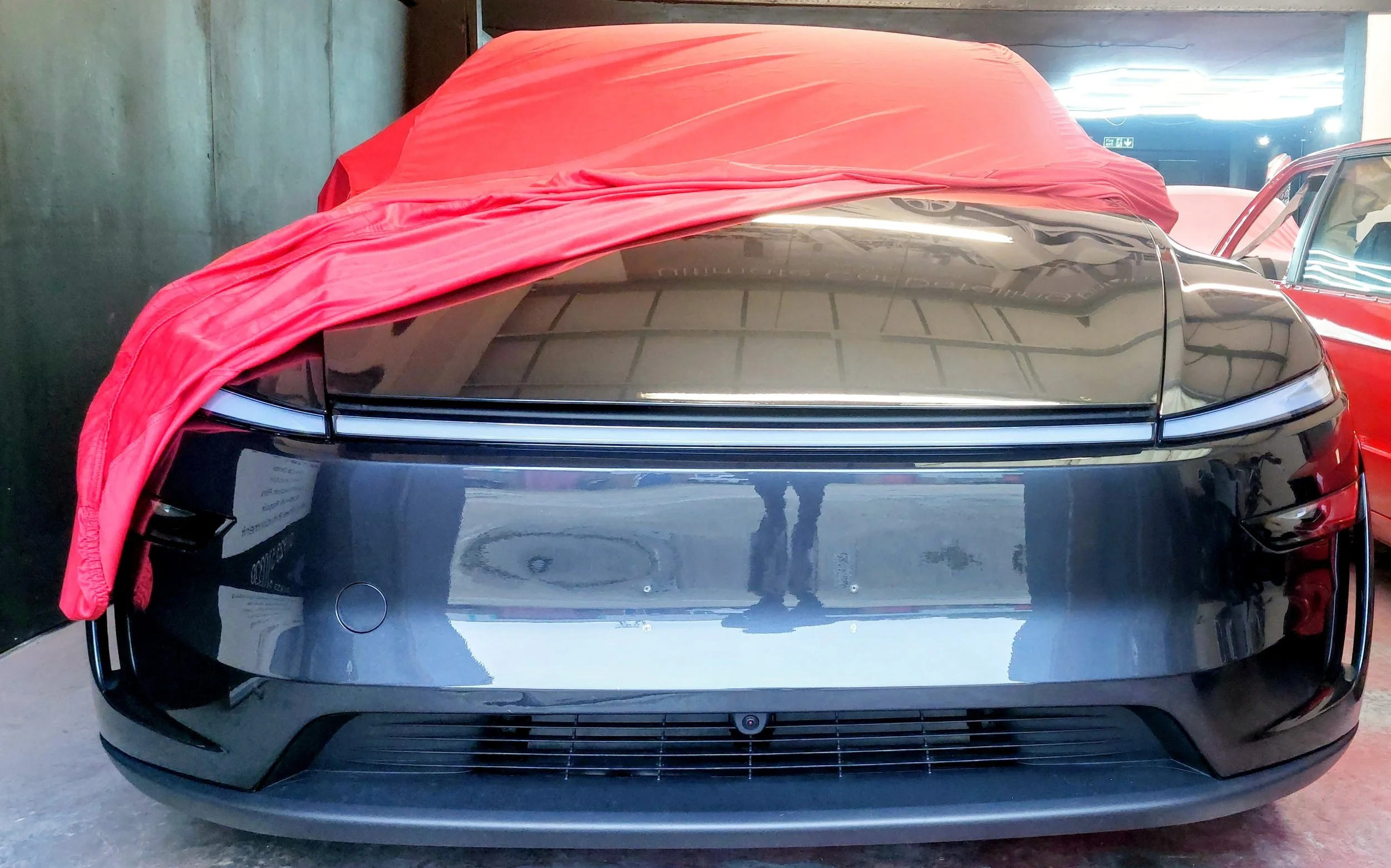 2025 Tesla Model Y Juniper 