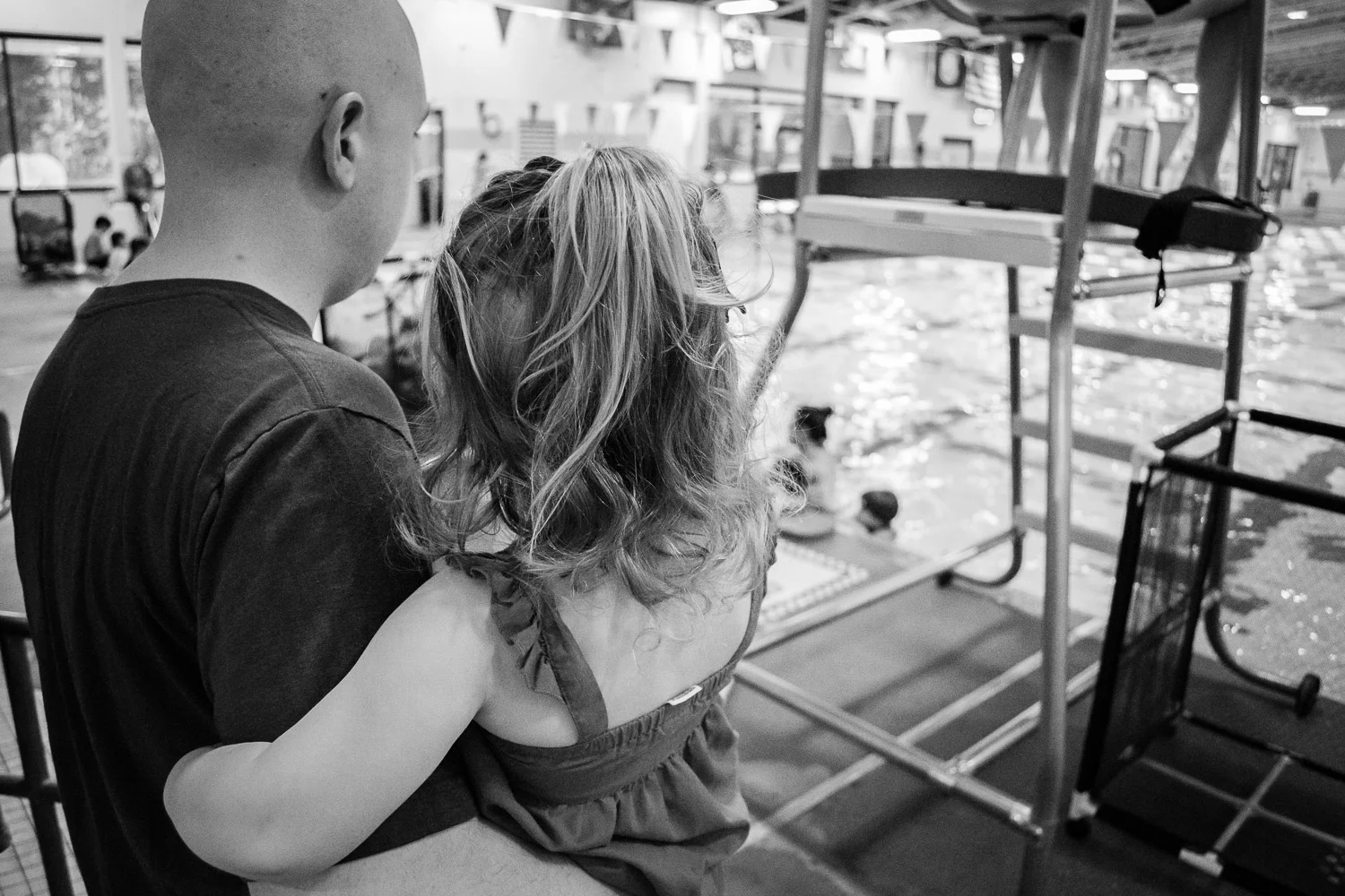 father daughter, swim lessons, documentary and lifestyle family photography