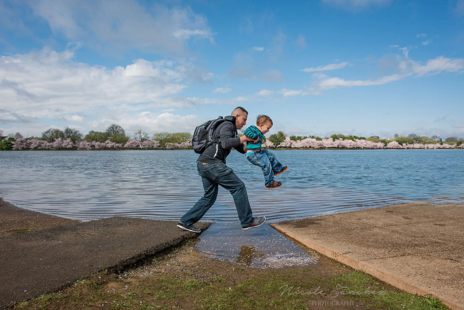 DC family documentary and lifestyle photography, Cherry Blossoms, Tidal Basin