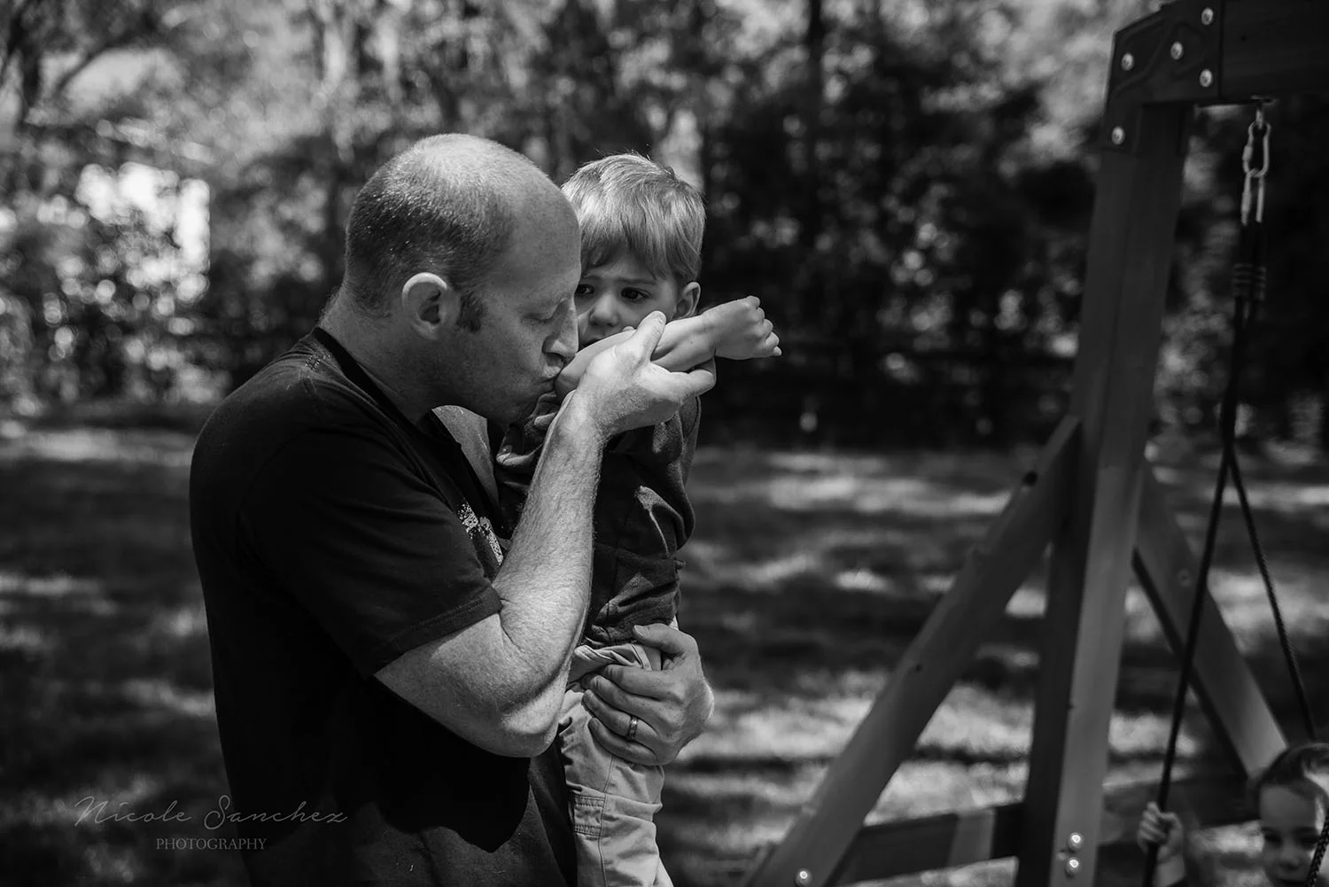 Father son connection | Northern Virginia Family Photographer