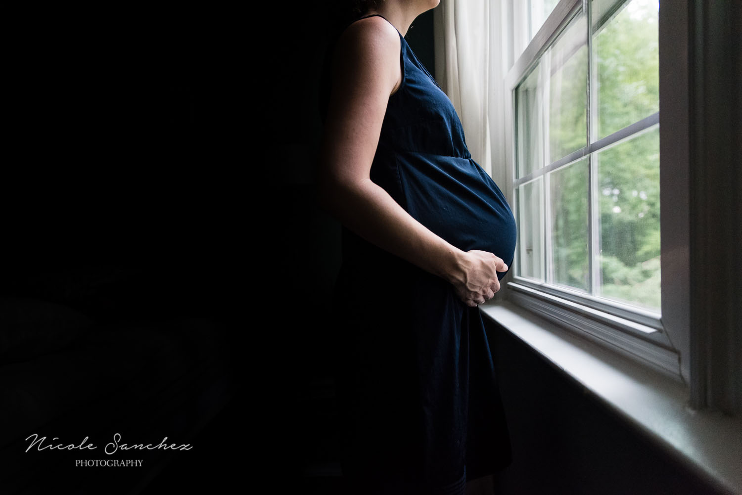 Maternity Self-Portrait | Afternoon Window Light | Northern Virginia Family Photographer