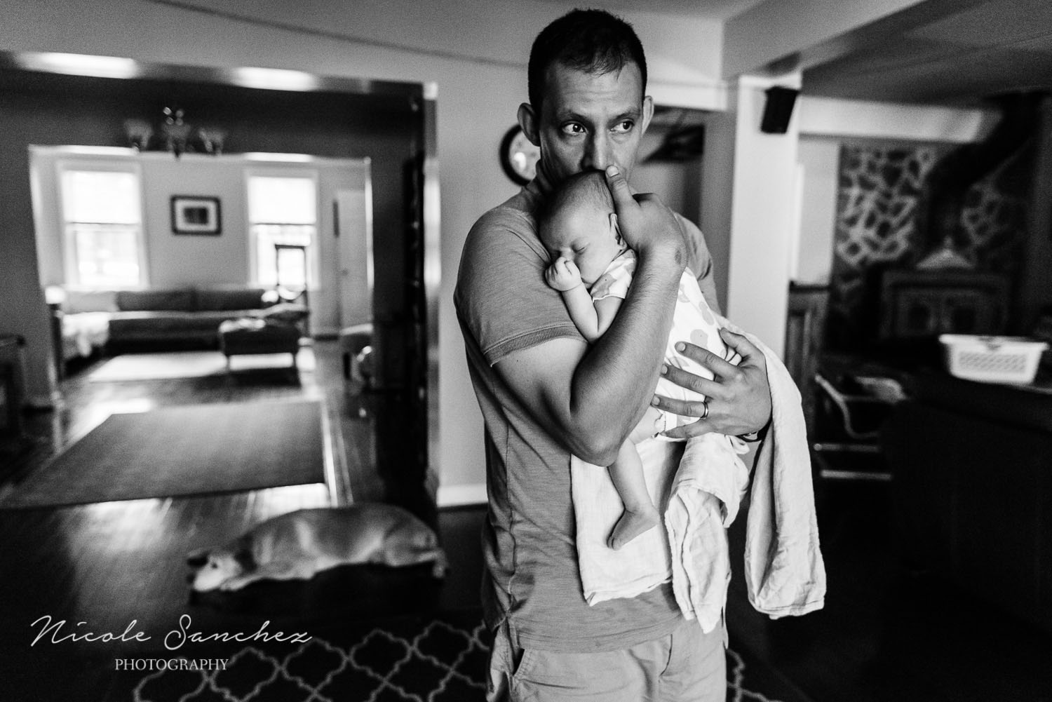Documenting-Newborn-Moments-Northern-Virginia-Family-Photographer-4.jpg