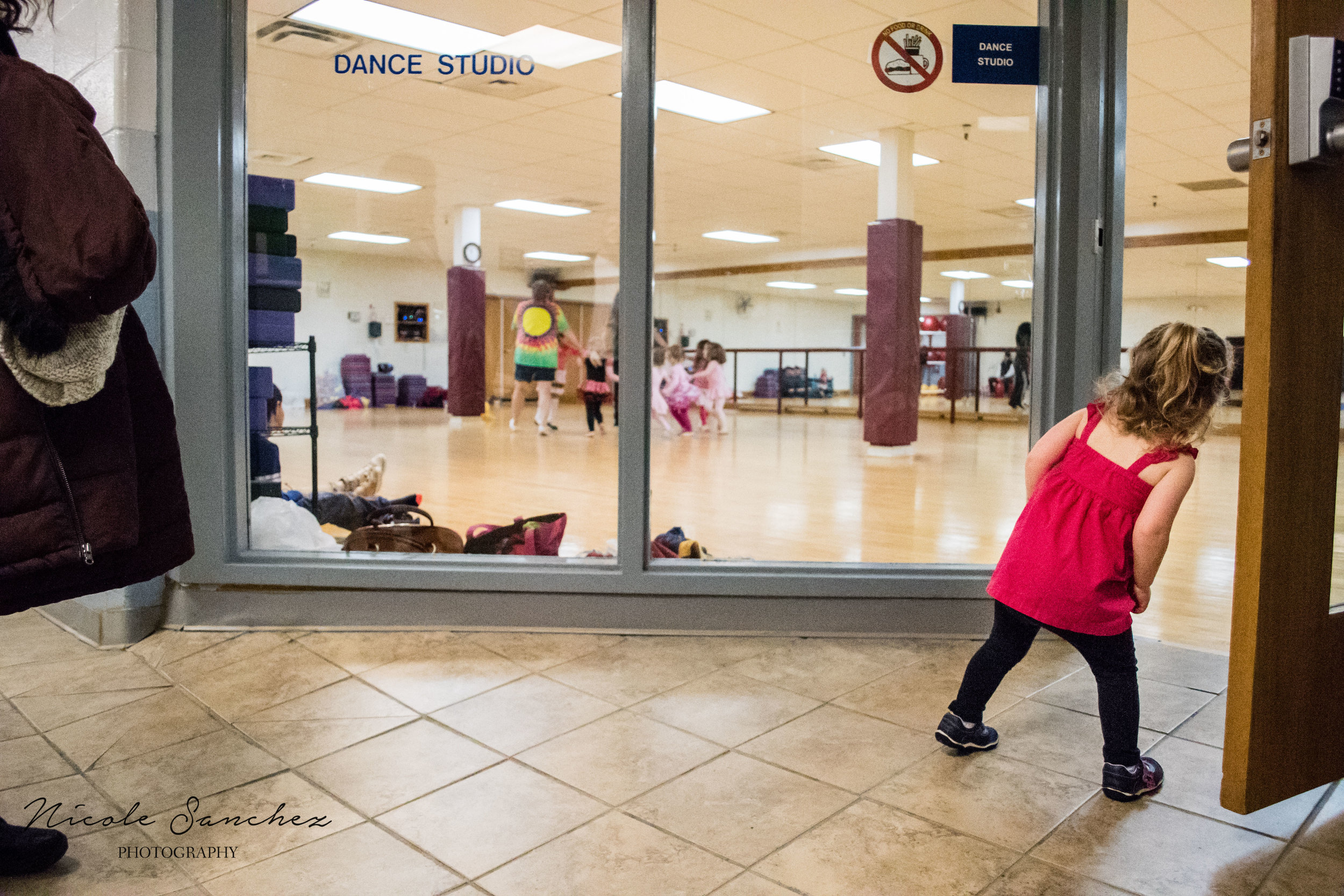 little girl watching dance class | Springfield, VA Family Photographer