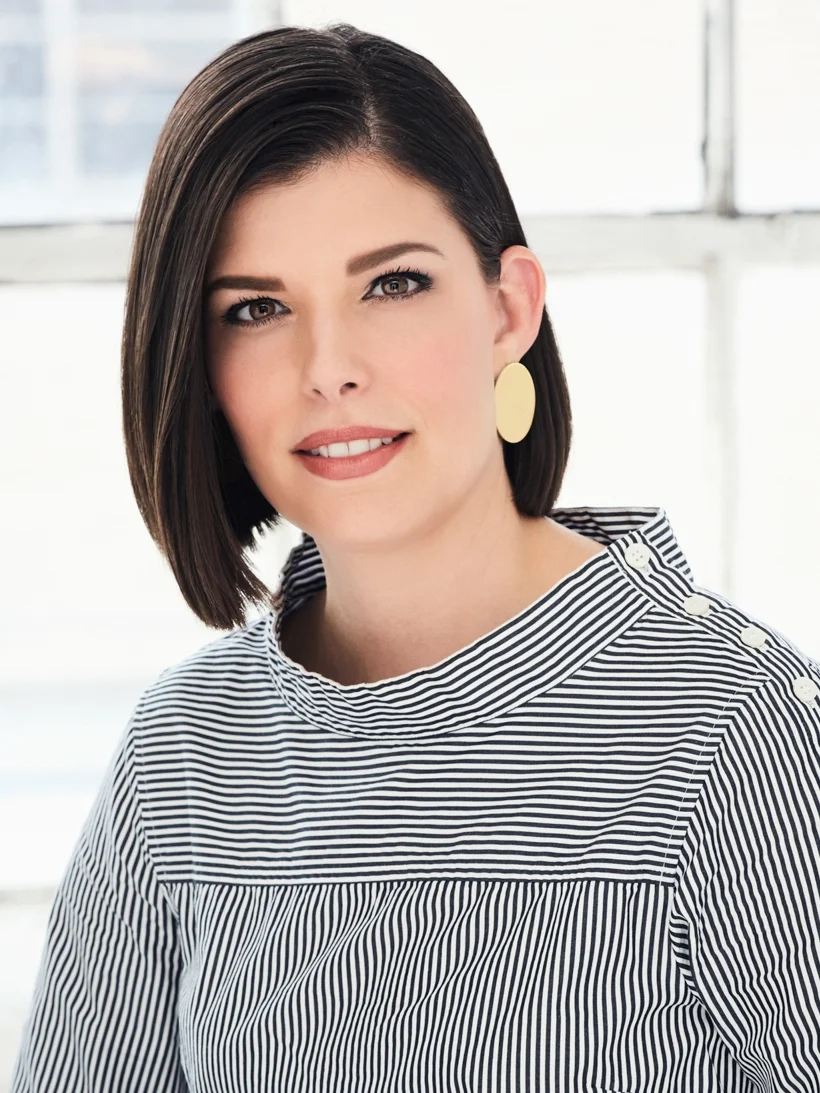 Nicole Hill