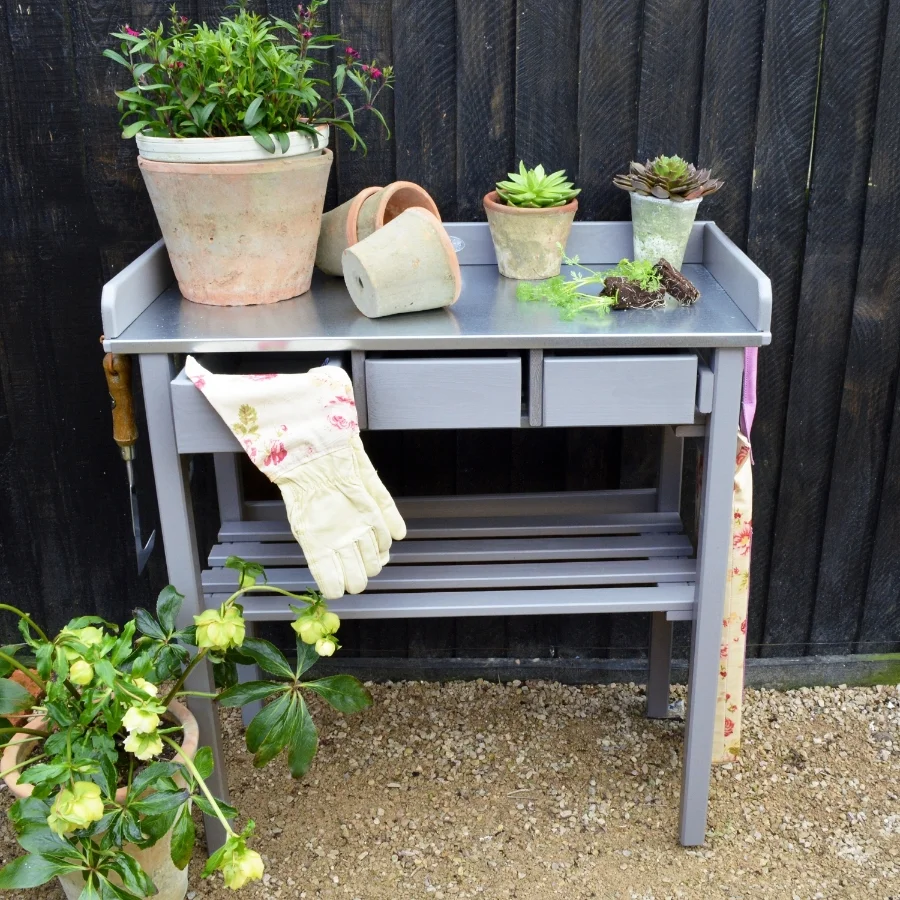 Potting bench £130 www.miafleur.com