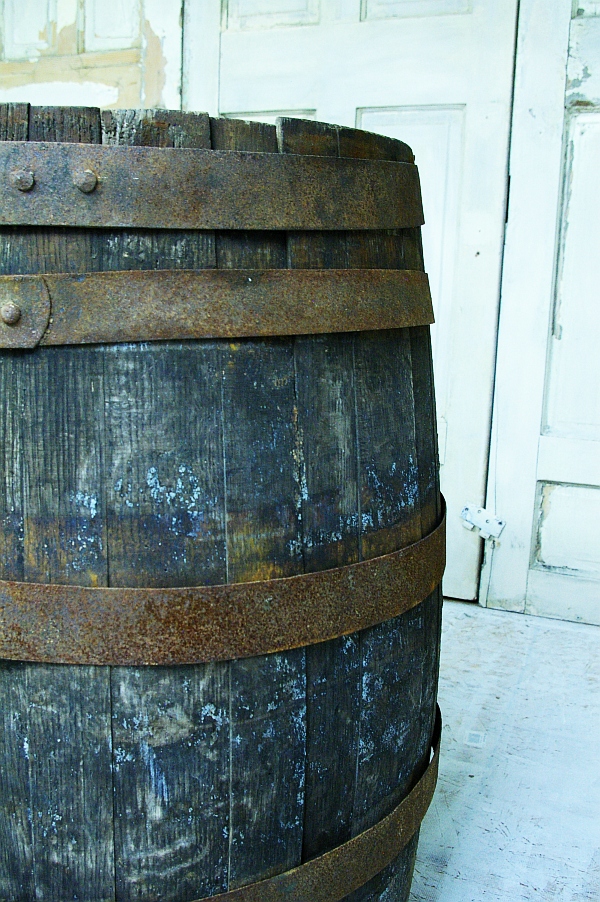Old Whiskey Barrel (rental) $50