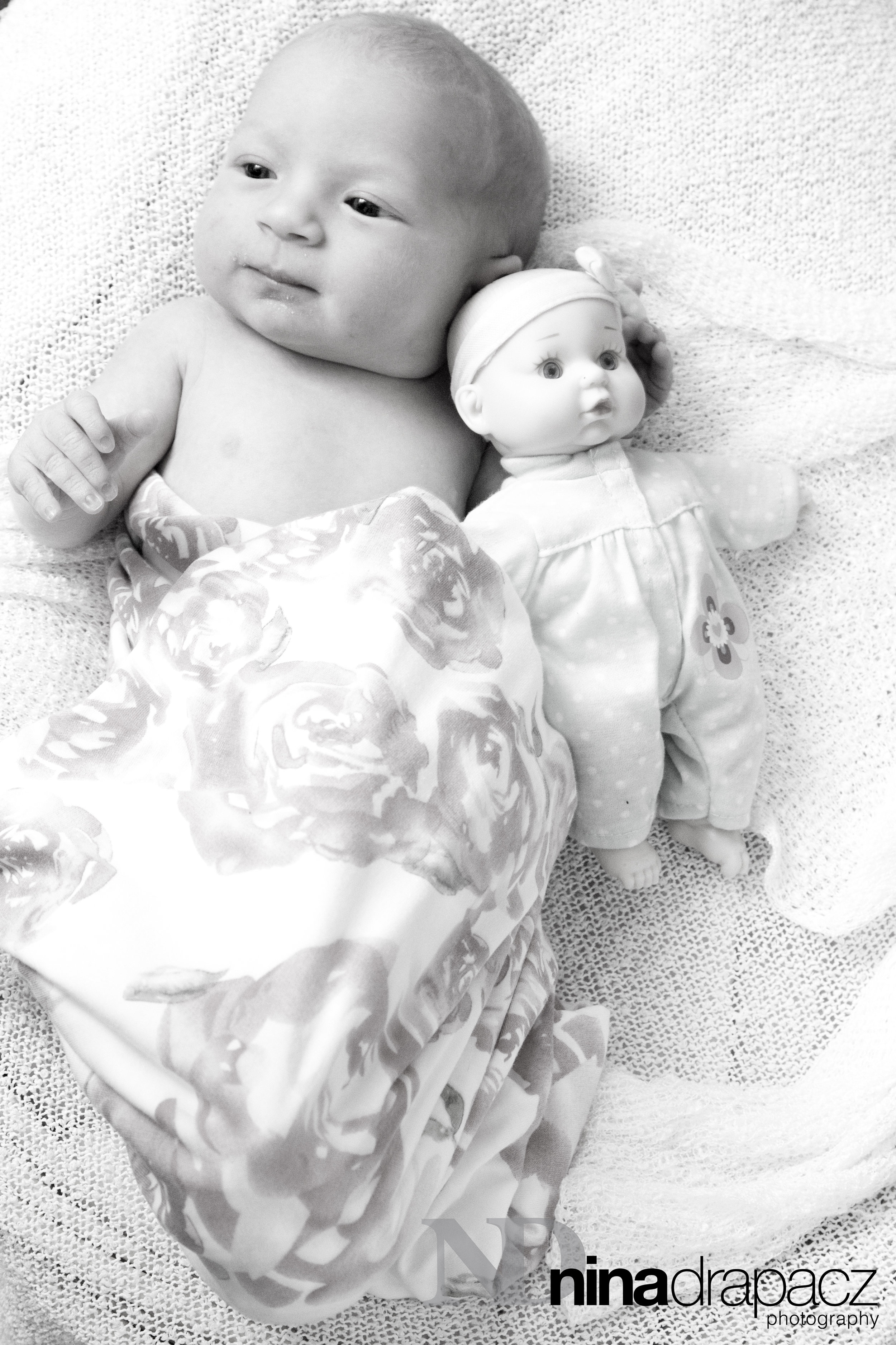 newbornwithdoll.jpg