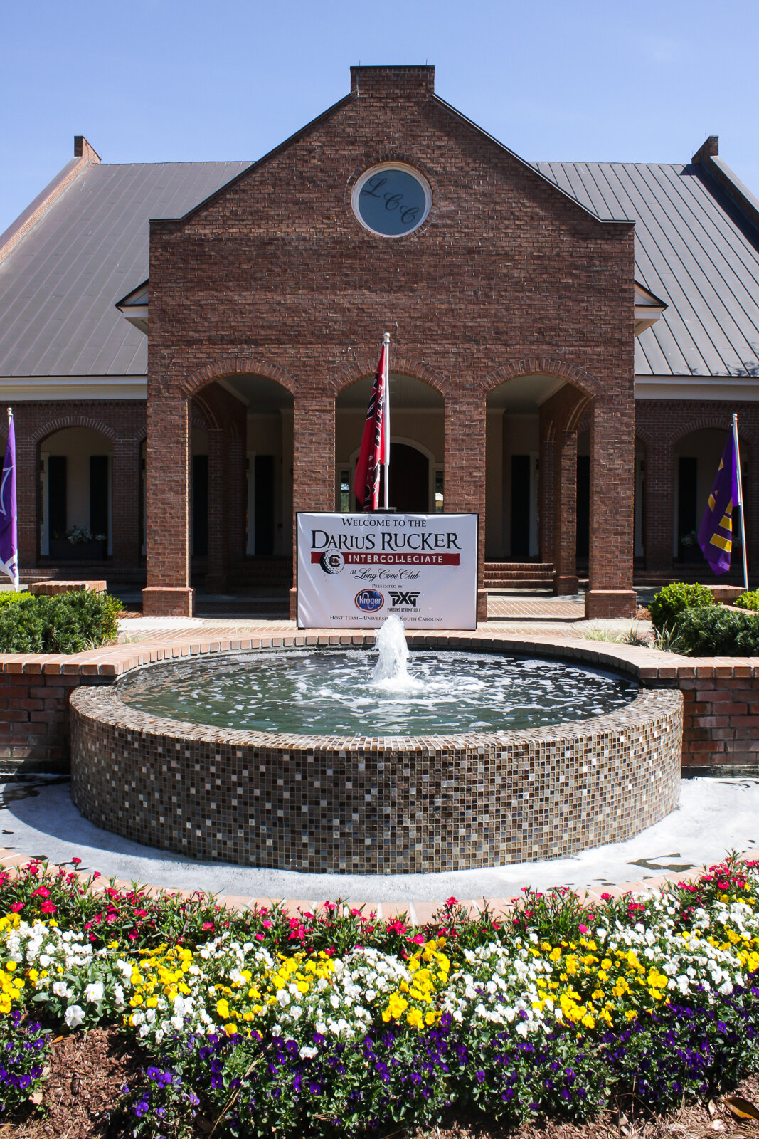 Water Feature at Clubhouse-6560.jpg