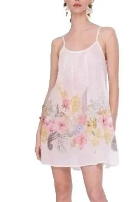 Eva Bitzer short nightgown