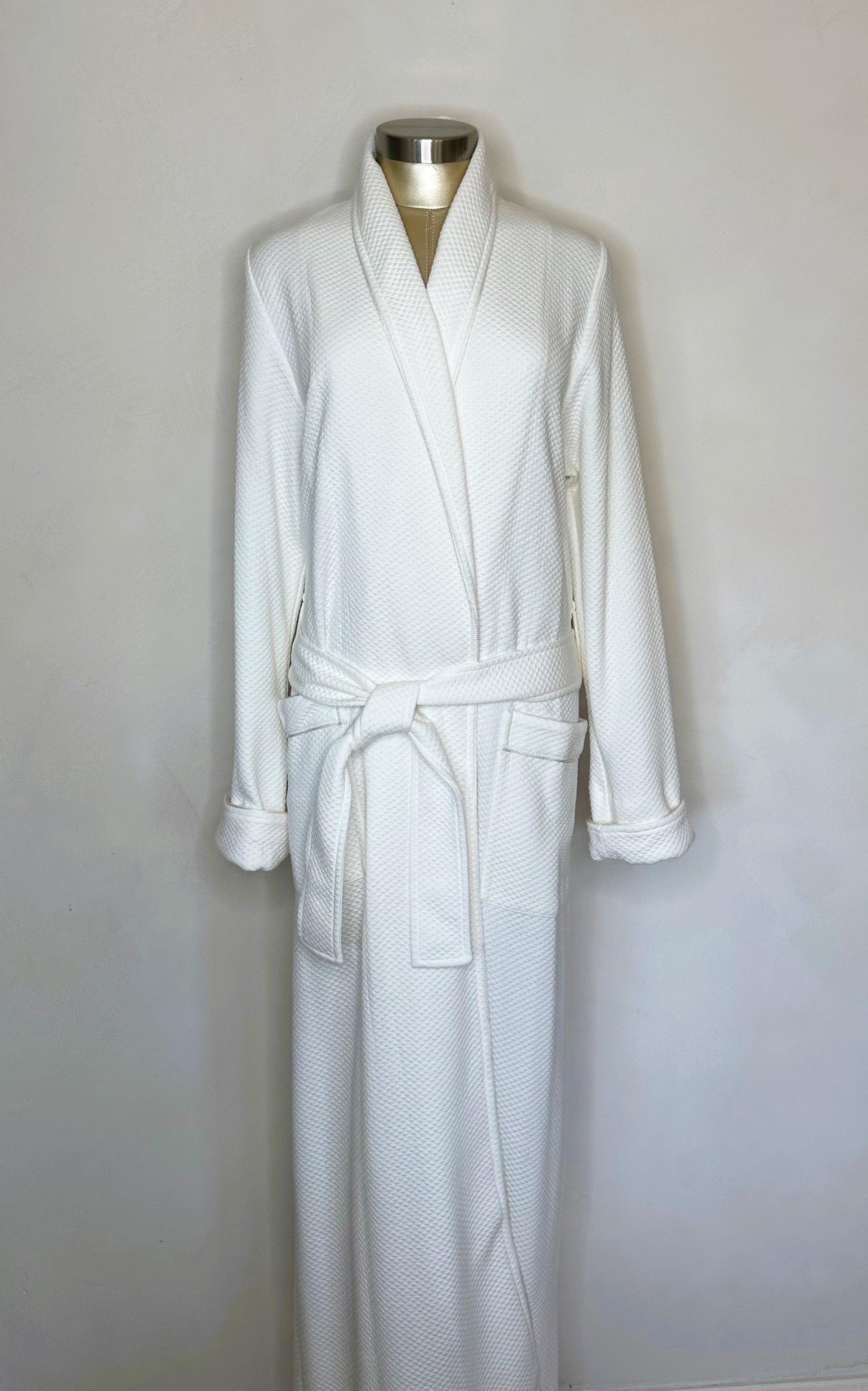 Pluto long wrap robe