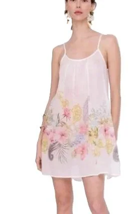 Eva Bitzer short nightgown