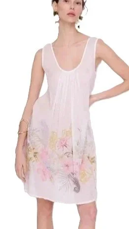 Eva Bitzer short nightgown