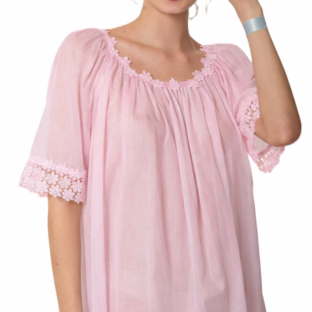 Light pink gown edit.png