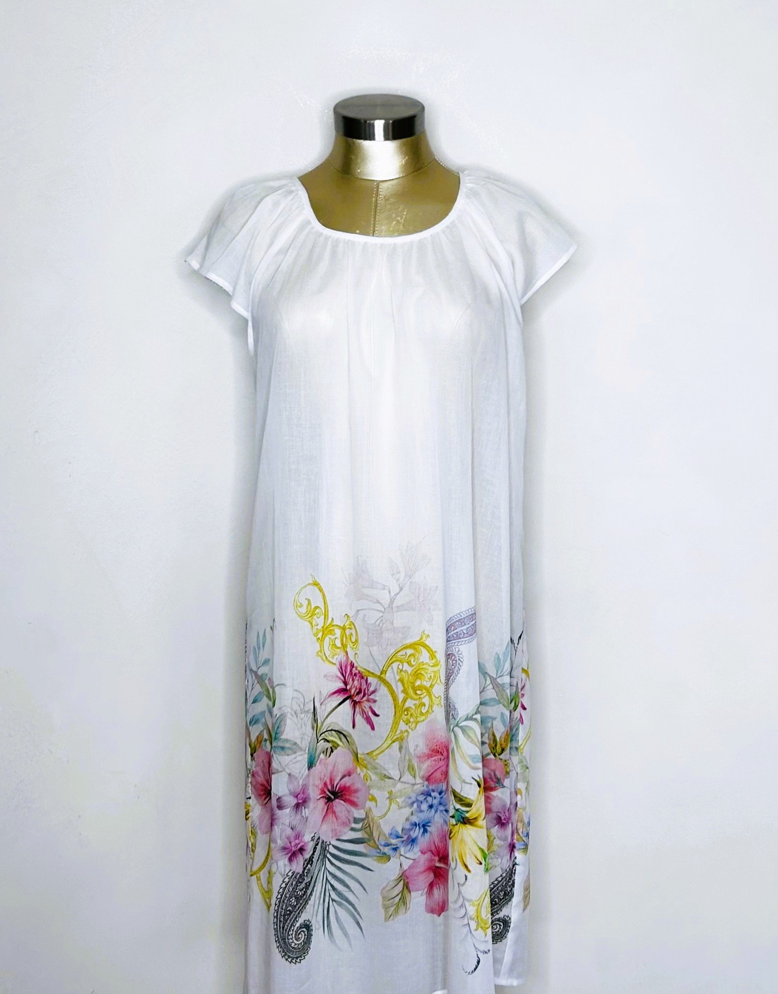 Eva Bitzer short nightgown