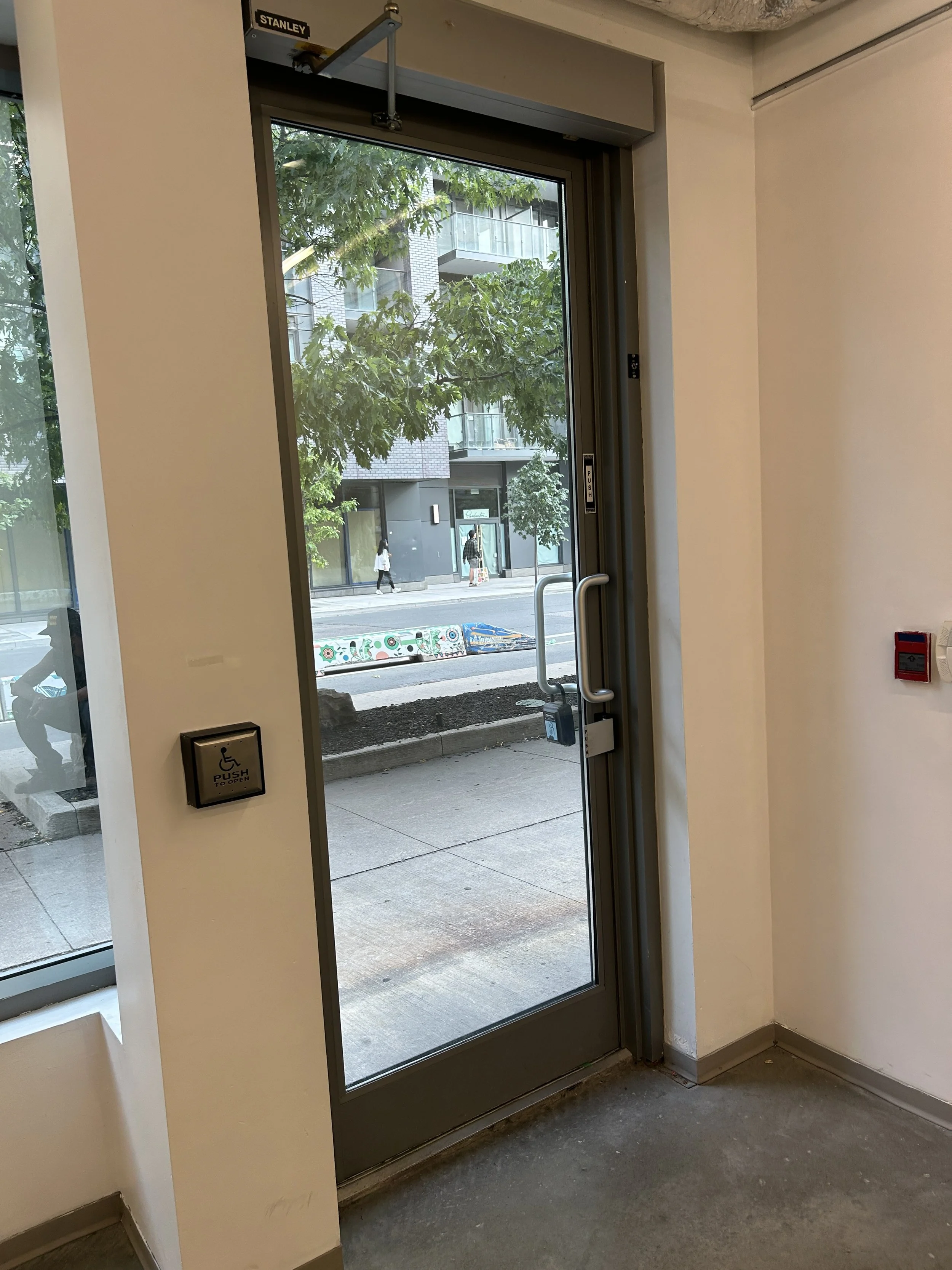 Accessible entrance button - Interior