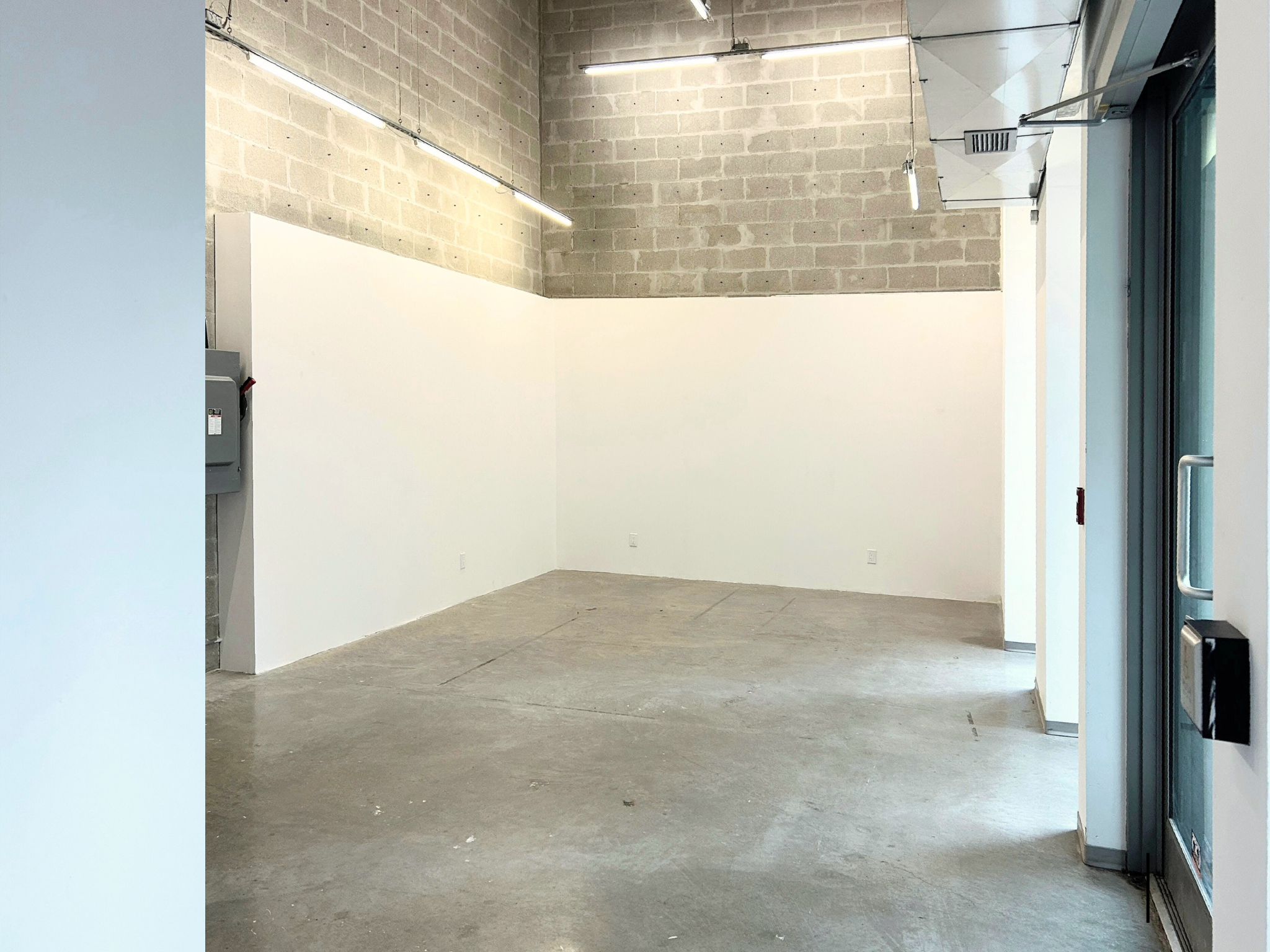 Remote-Gallery-For-Rent-Toronto_2.png