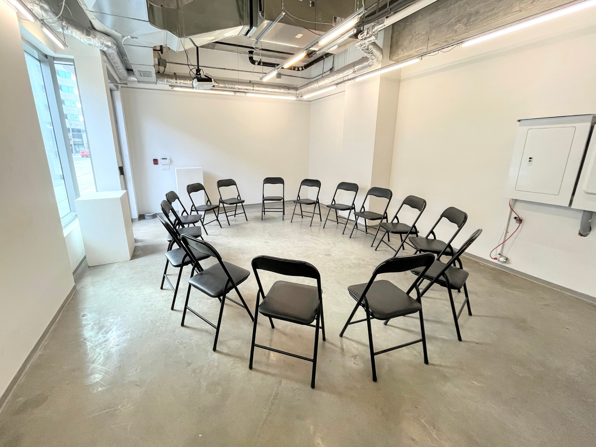 Remote-Gallery-For-Rent-Toronto_4.png